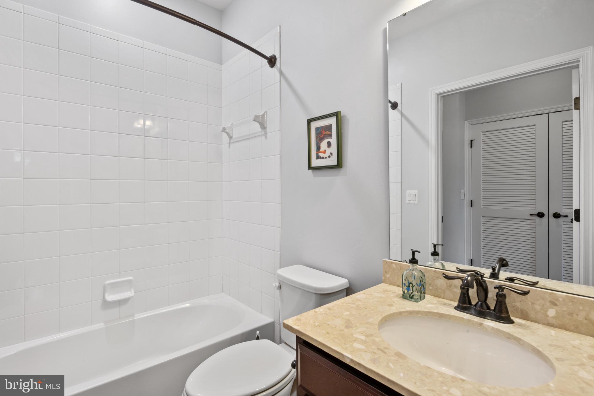 2221 John Gravel Rd #Q