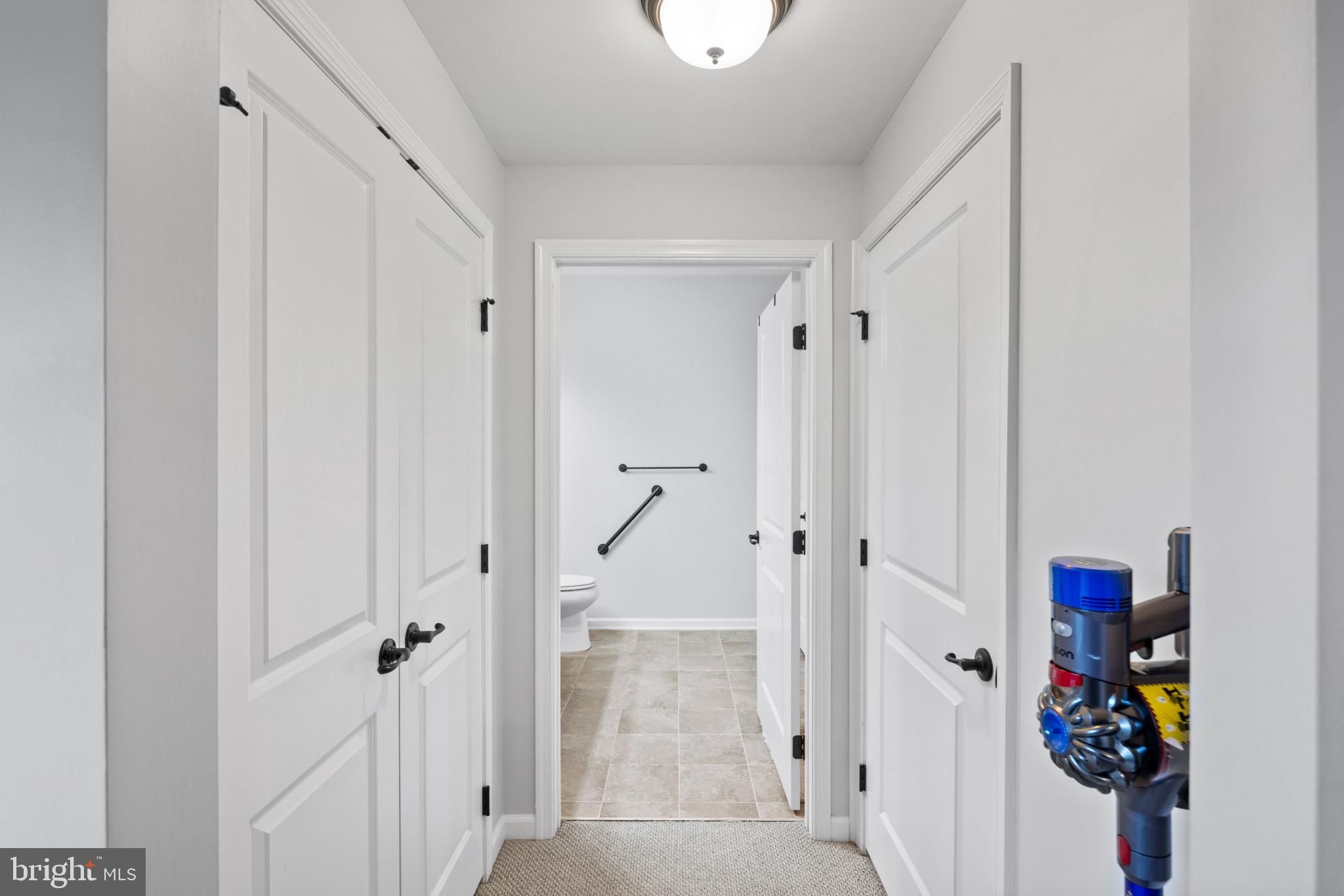 2221 John Gravel Rd #Q