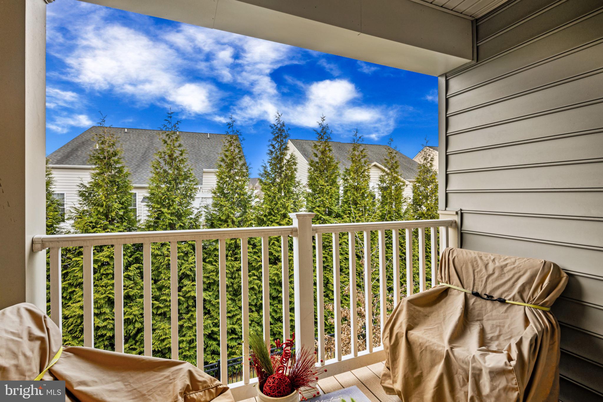 2221 John Gravel Rd #Q