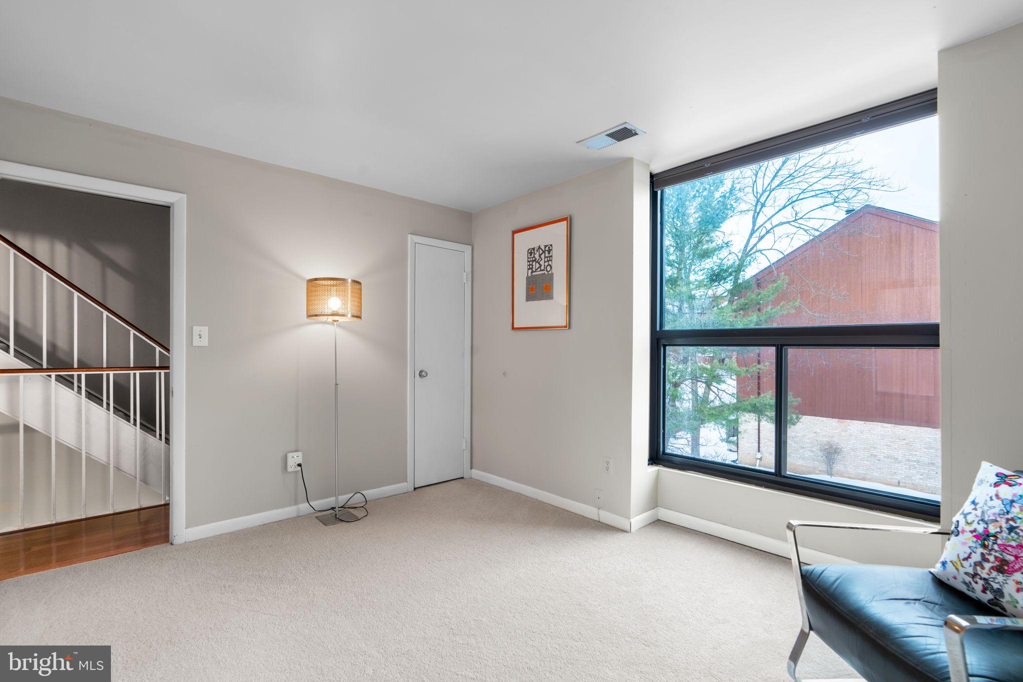 5550 Vantage Point Rd