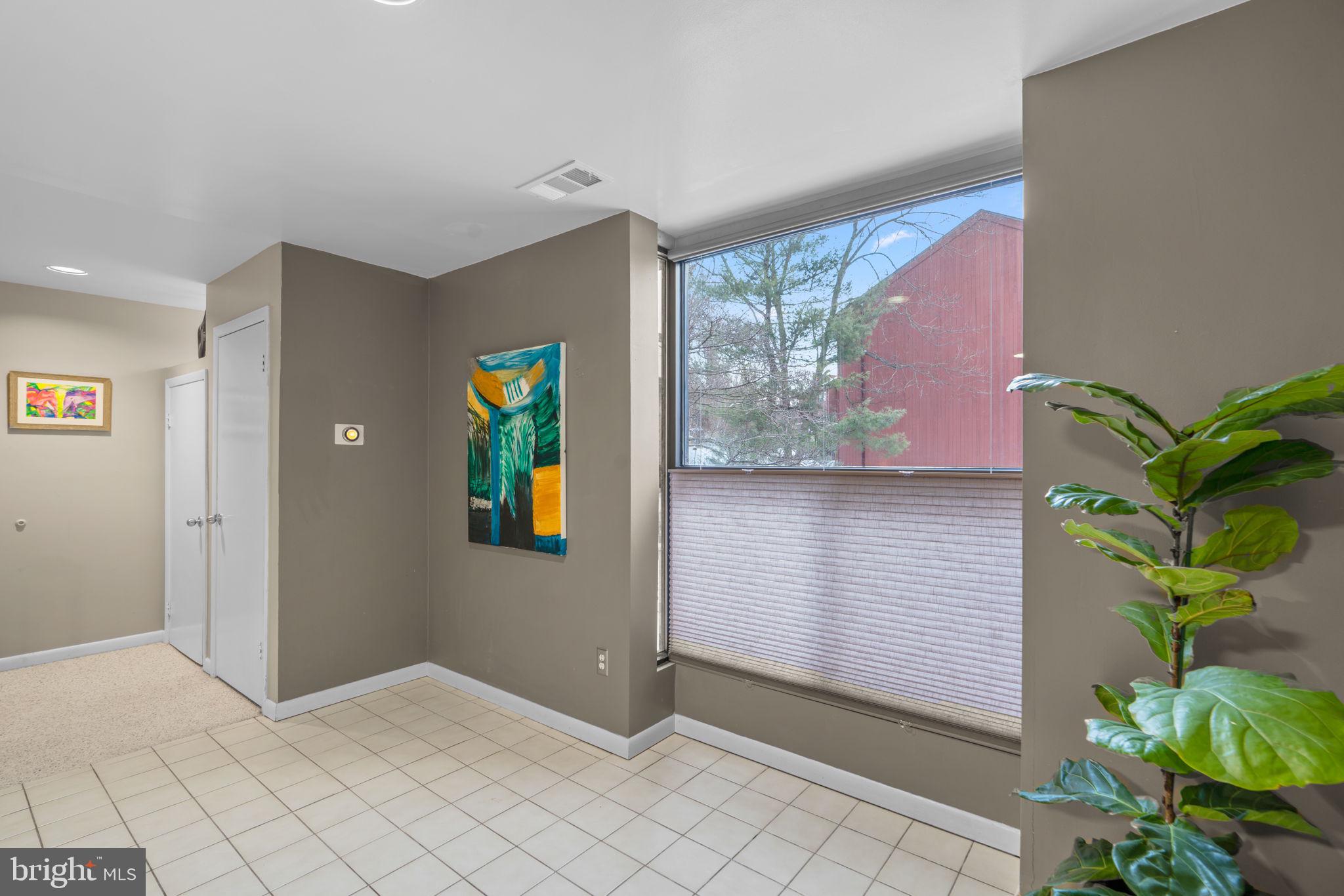 5550 Vantage Point Rd