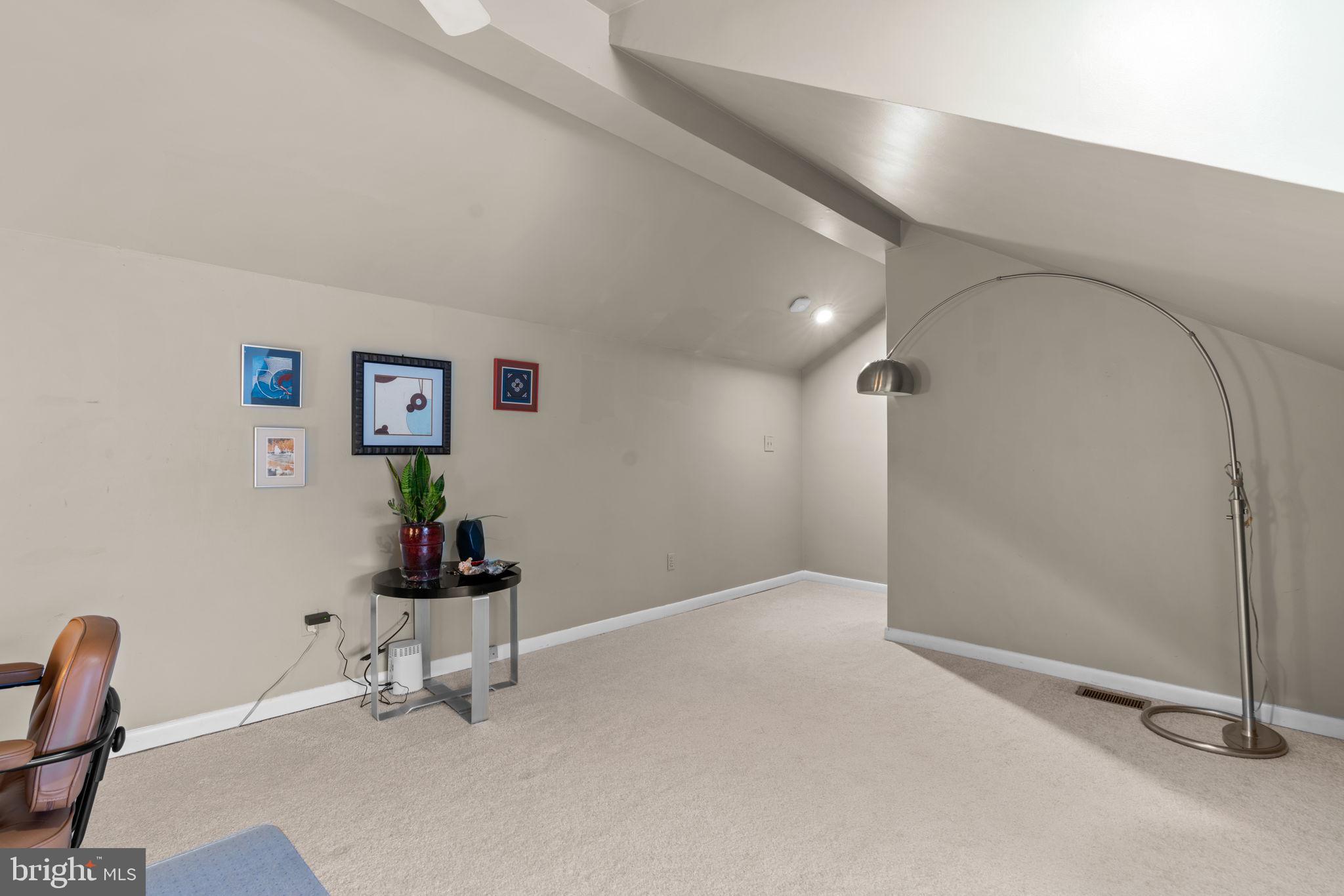 5550 Vantage Point Rd