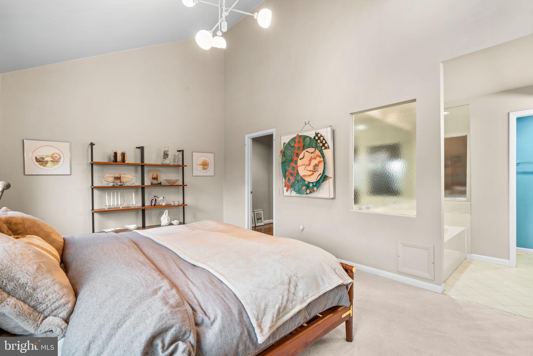 5550 Vantage Point Rd