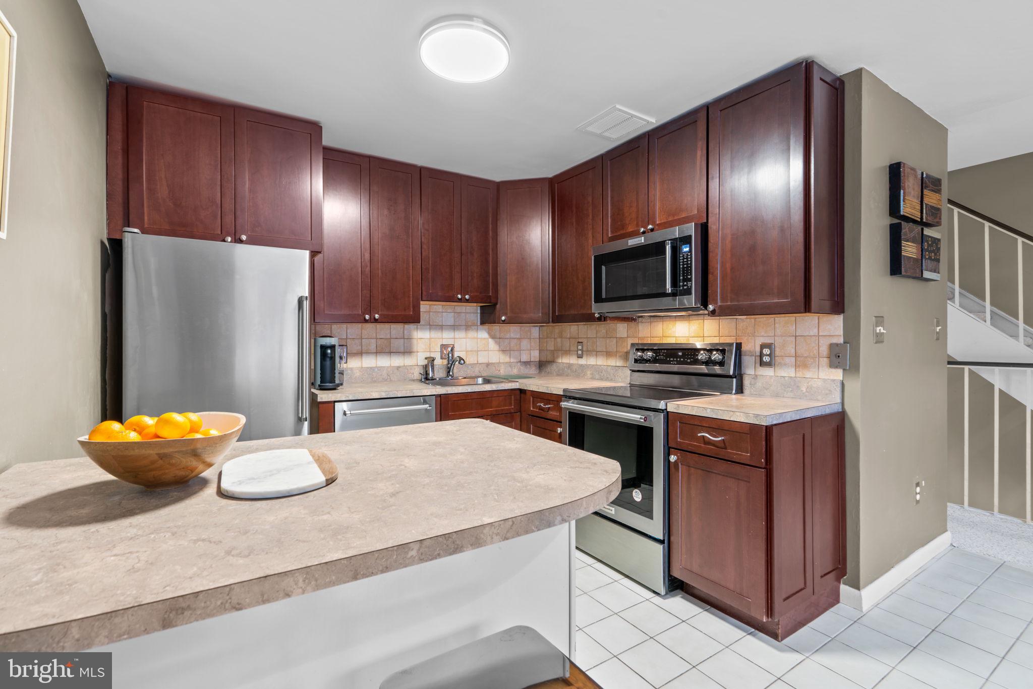 5550 Vantage Point Rd