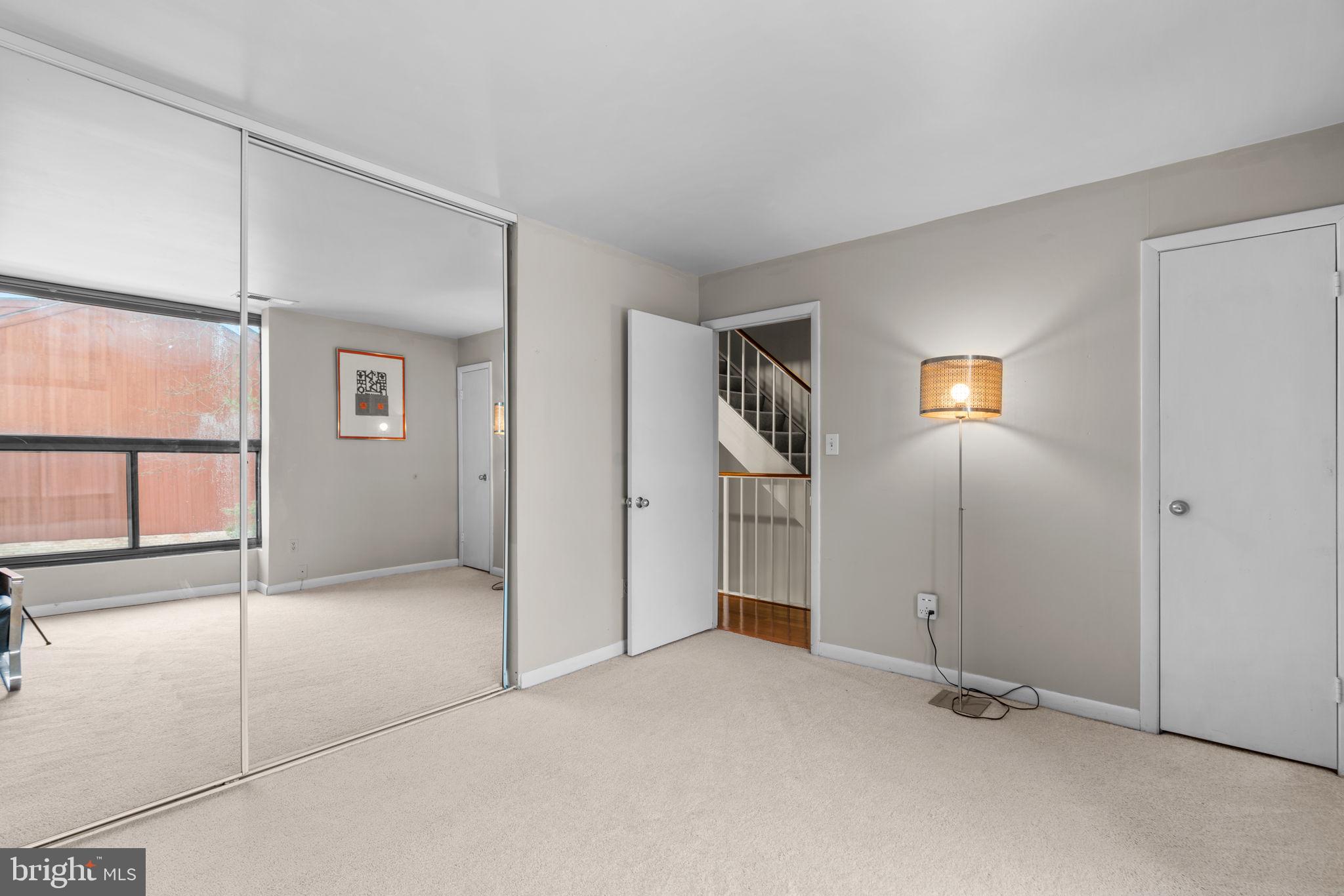 5550 Vantage Point Rd