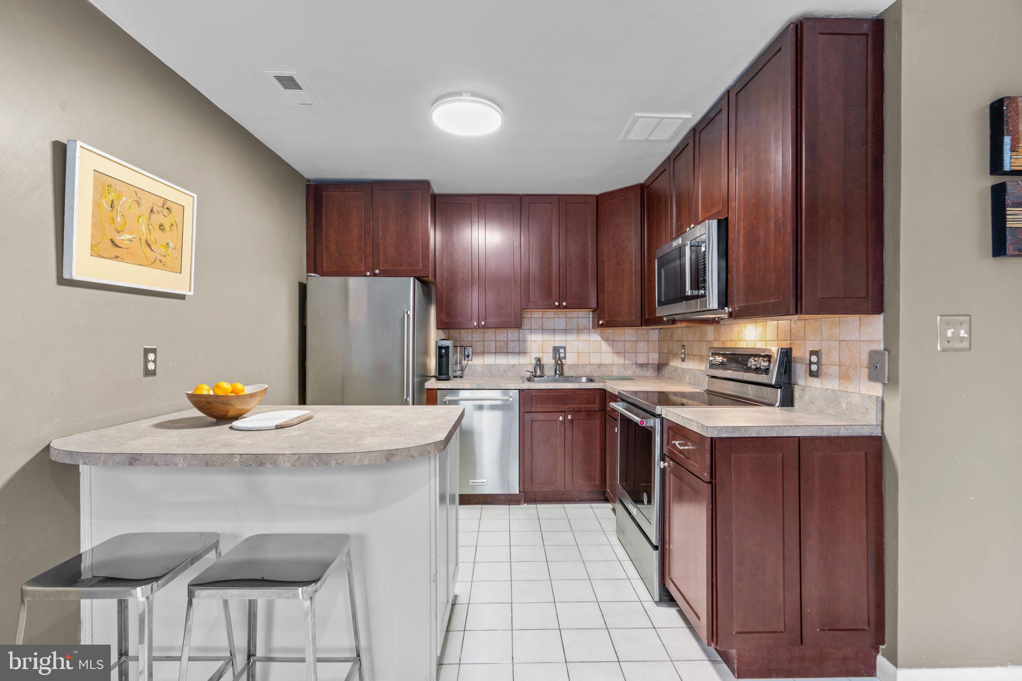 5550 Vantage Point Rd