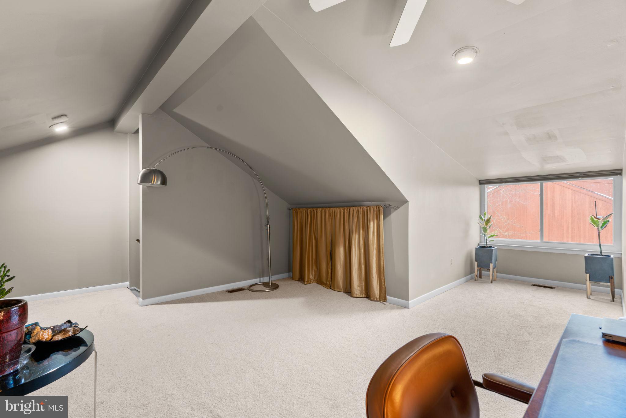 5550 Vantage Point Rd