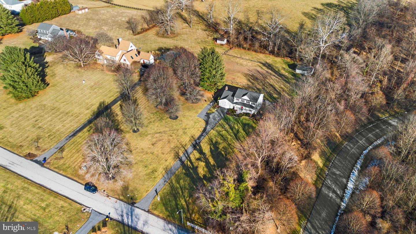 2045 Saint James Rd