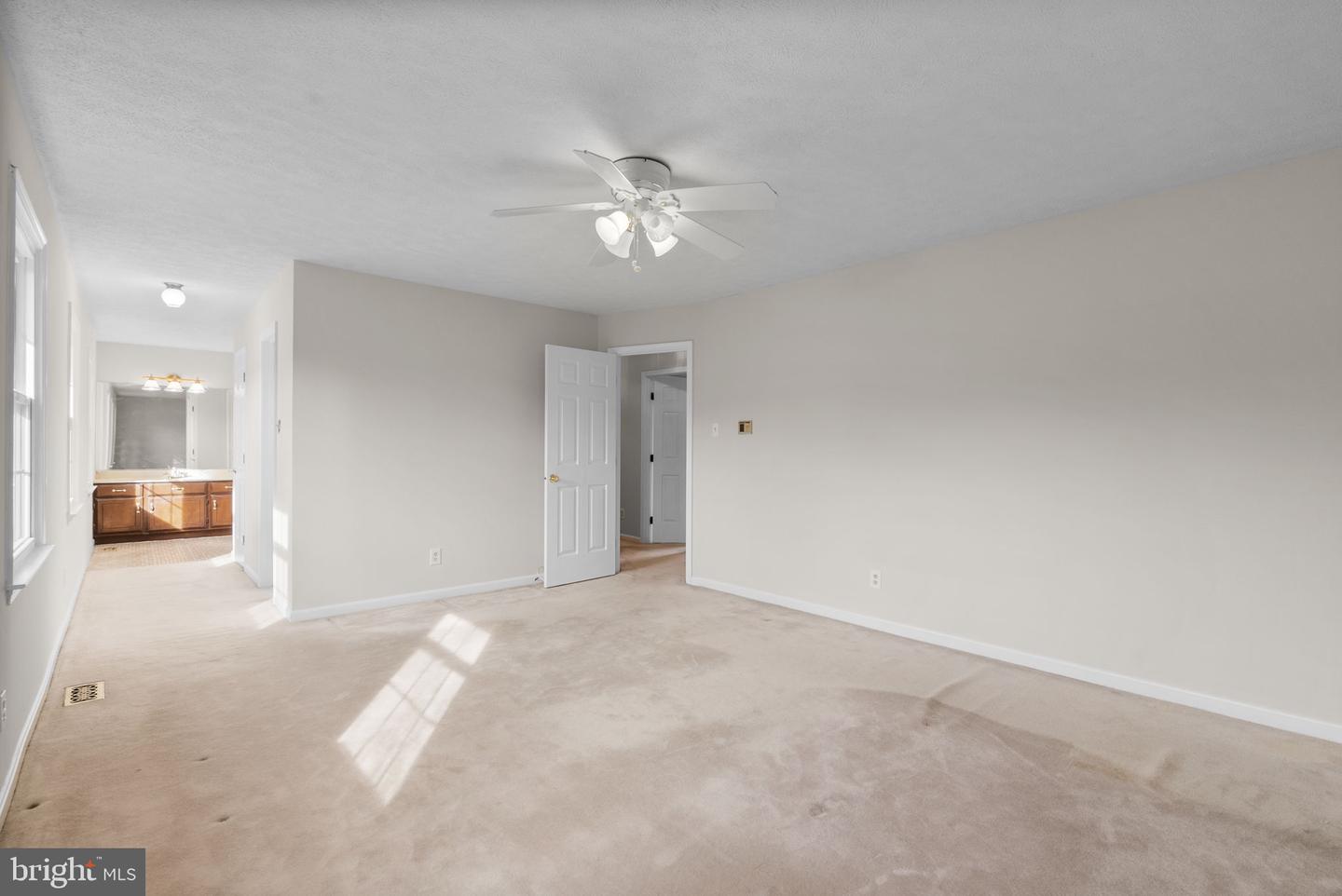 2045 Saint James Rd