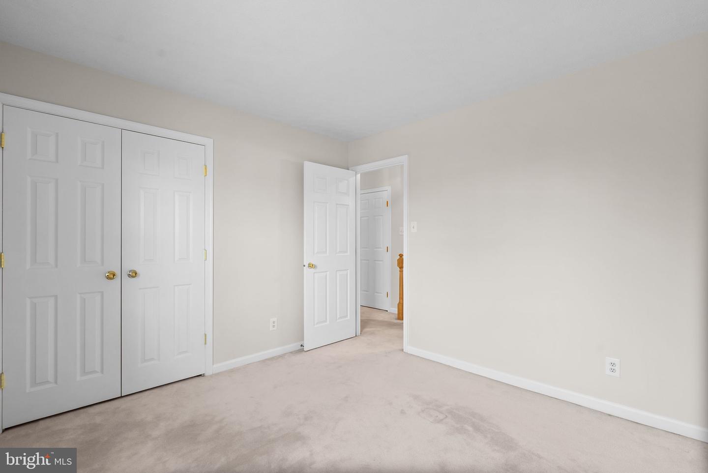 2045 Saint James Rd