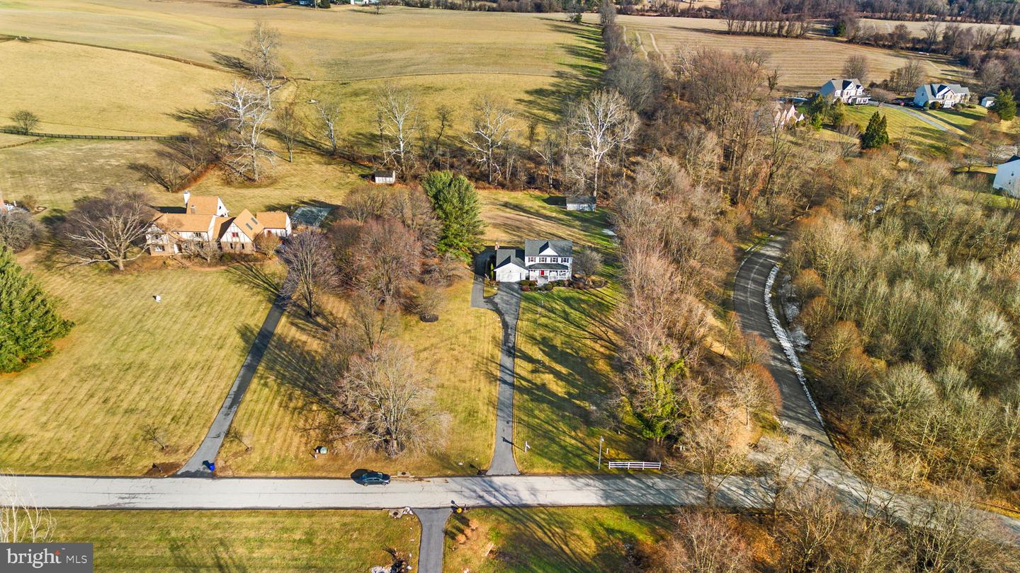 2045 Saint James Rd