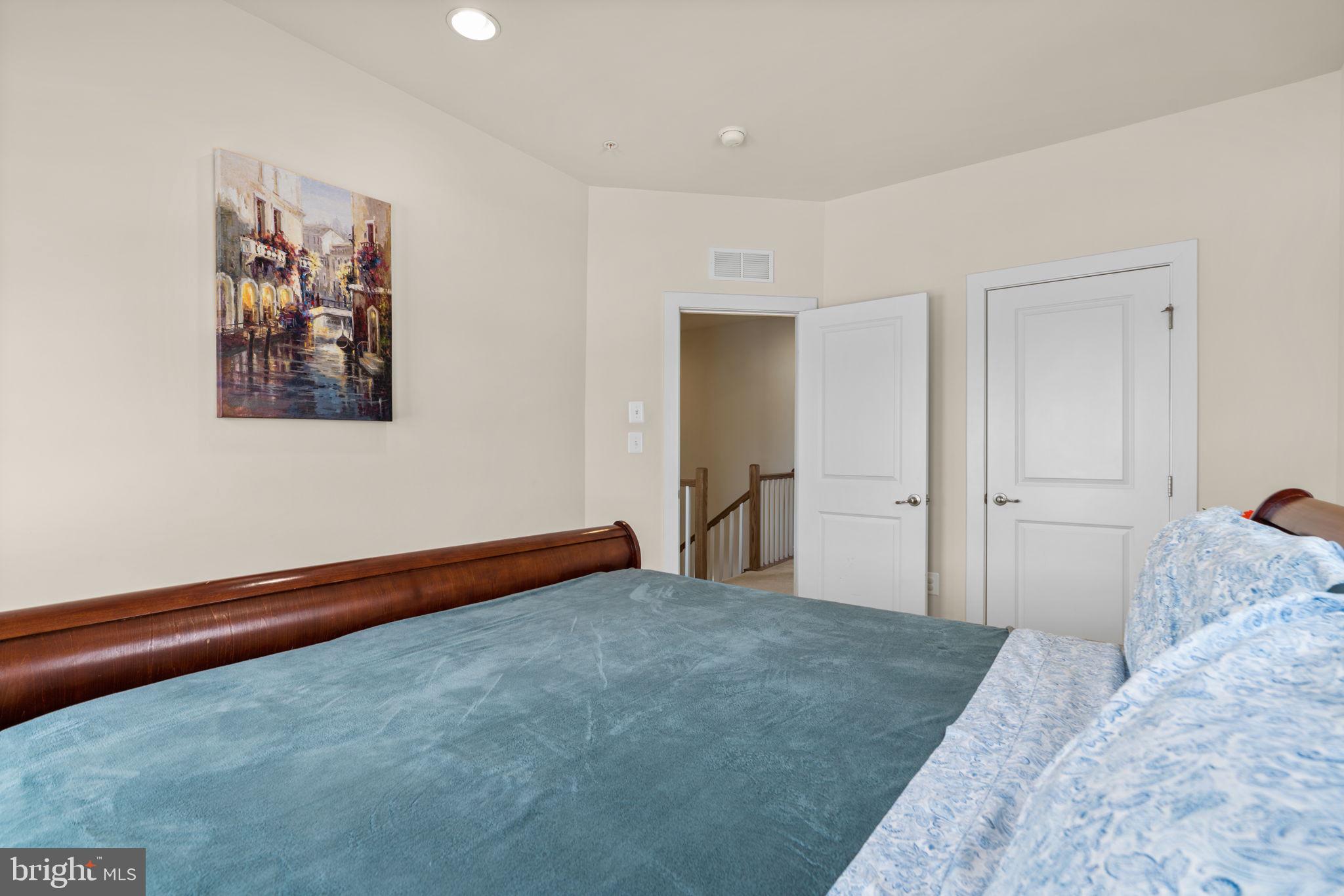 4902 Rushing River Dr