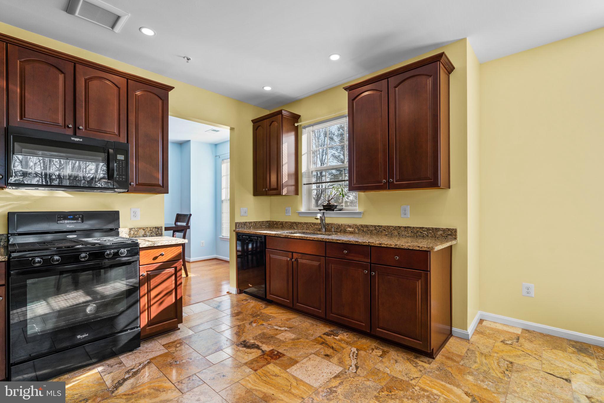 8501 Coltrane Ct #303