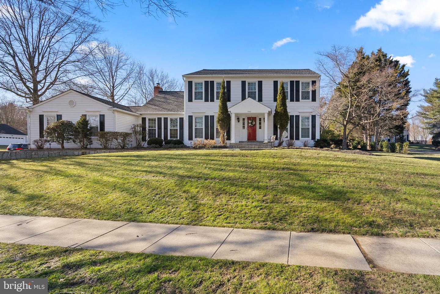 9702 Bridgewater Ct