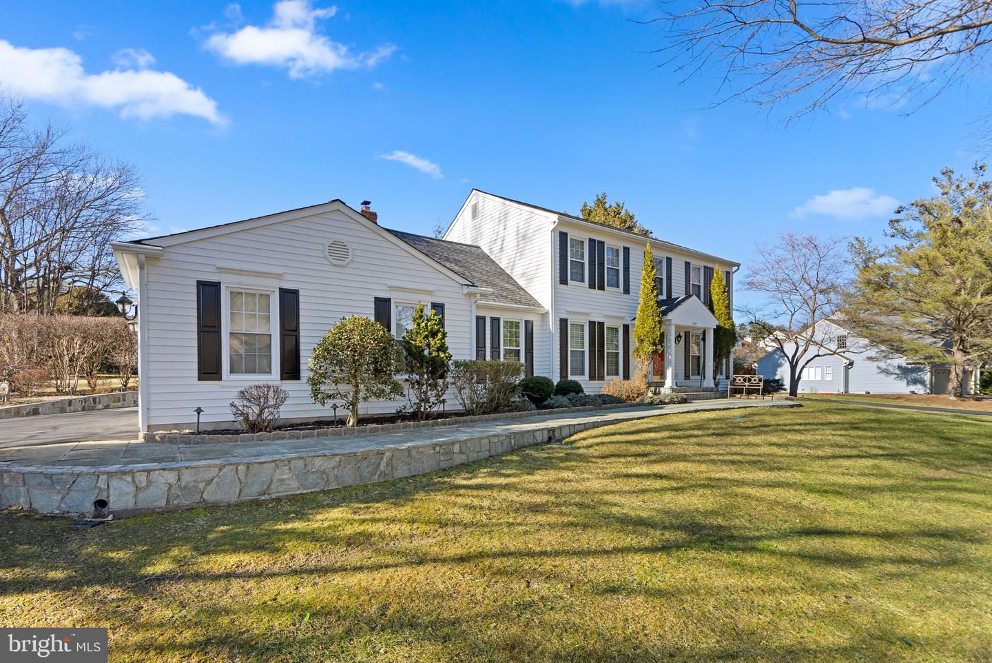 9702 Bridgewater Ct