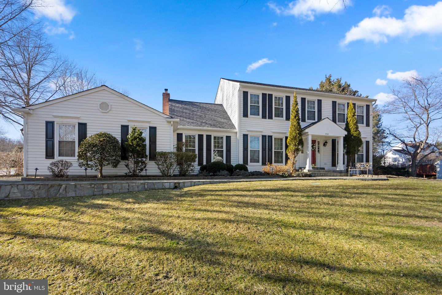 9702 Bridgewater Ct