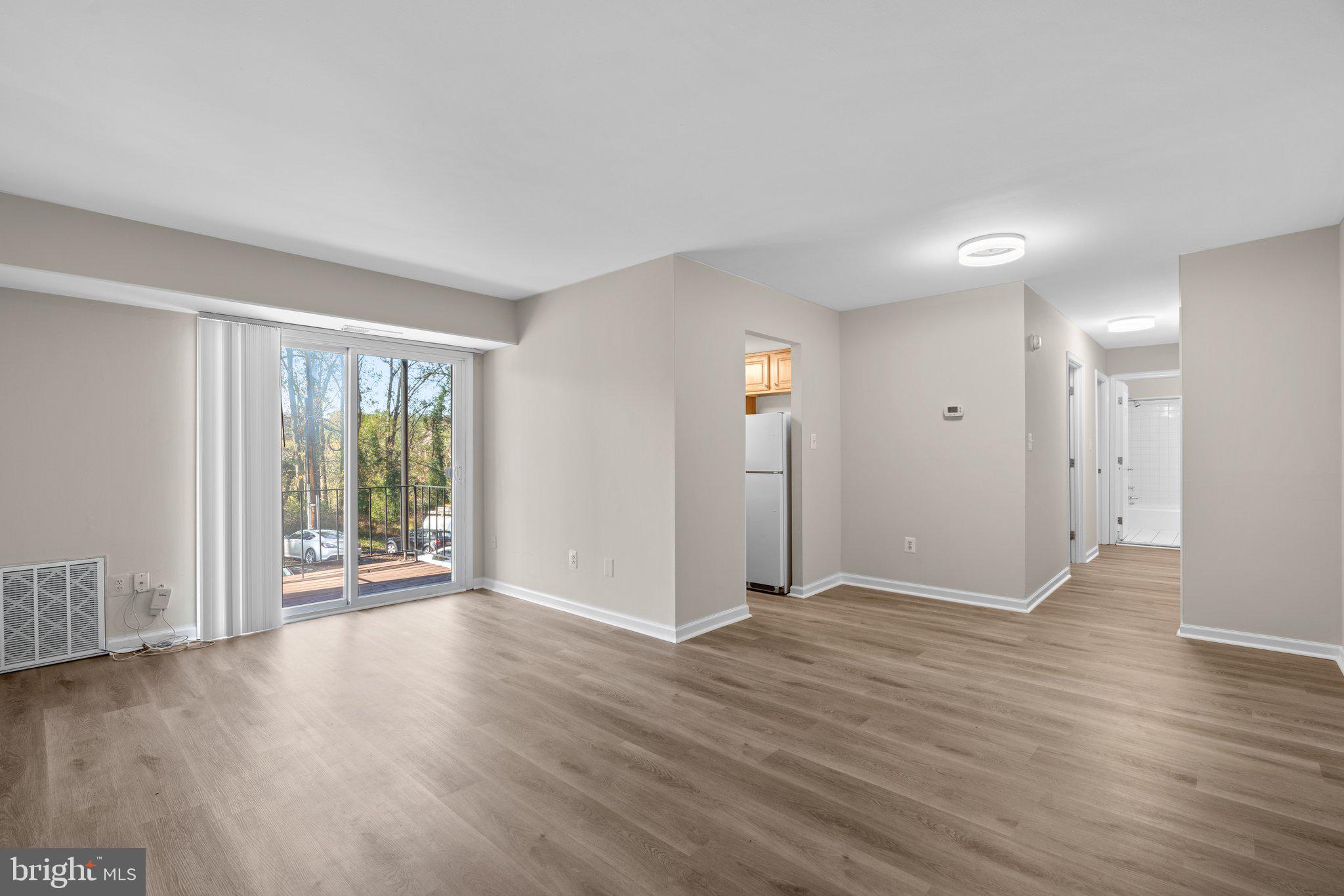 3612-#1C COURT HOUSE DR