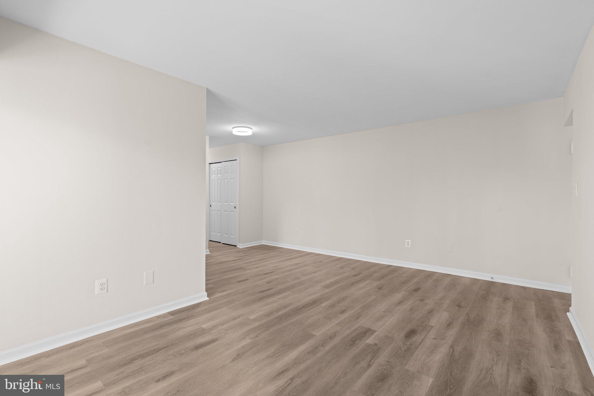 3612-#1C COURT HOUSE DR