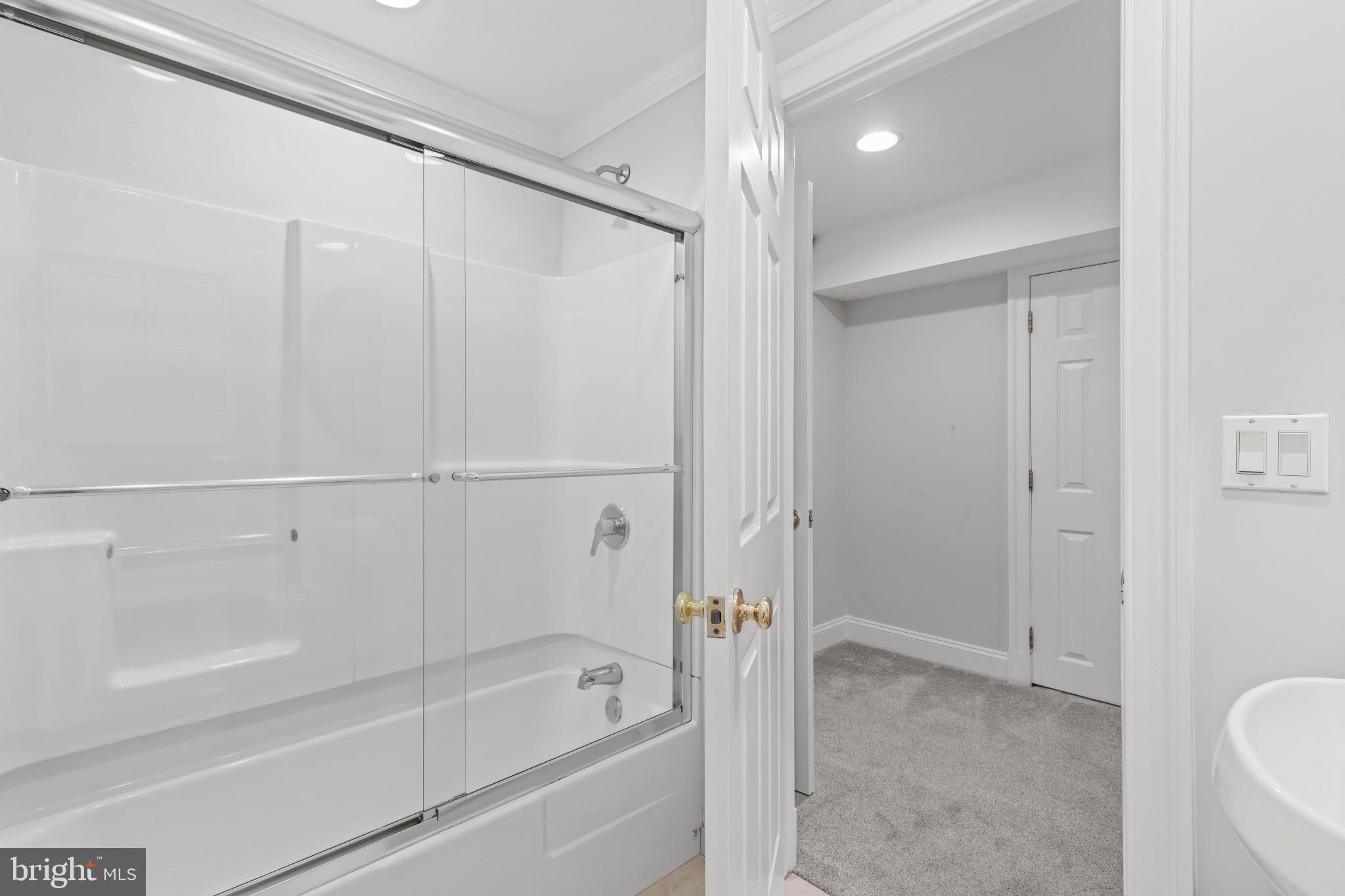 1735 Willow Springs Dr