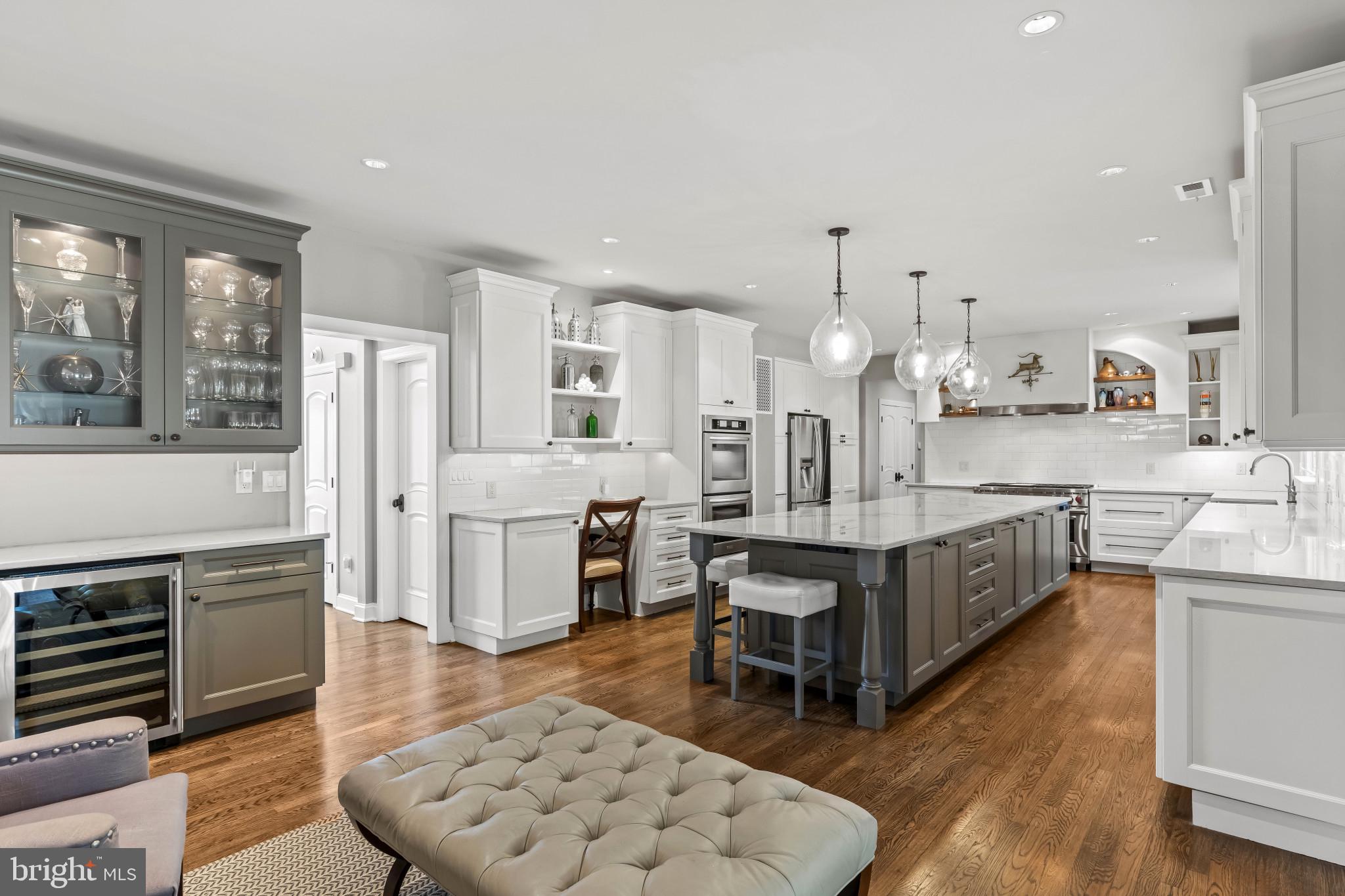 1735 Willow Springs Dr