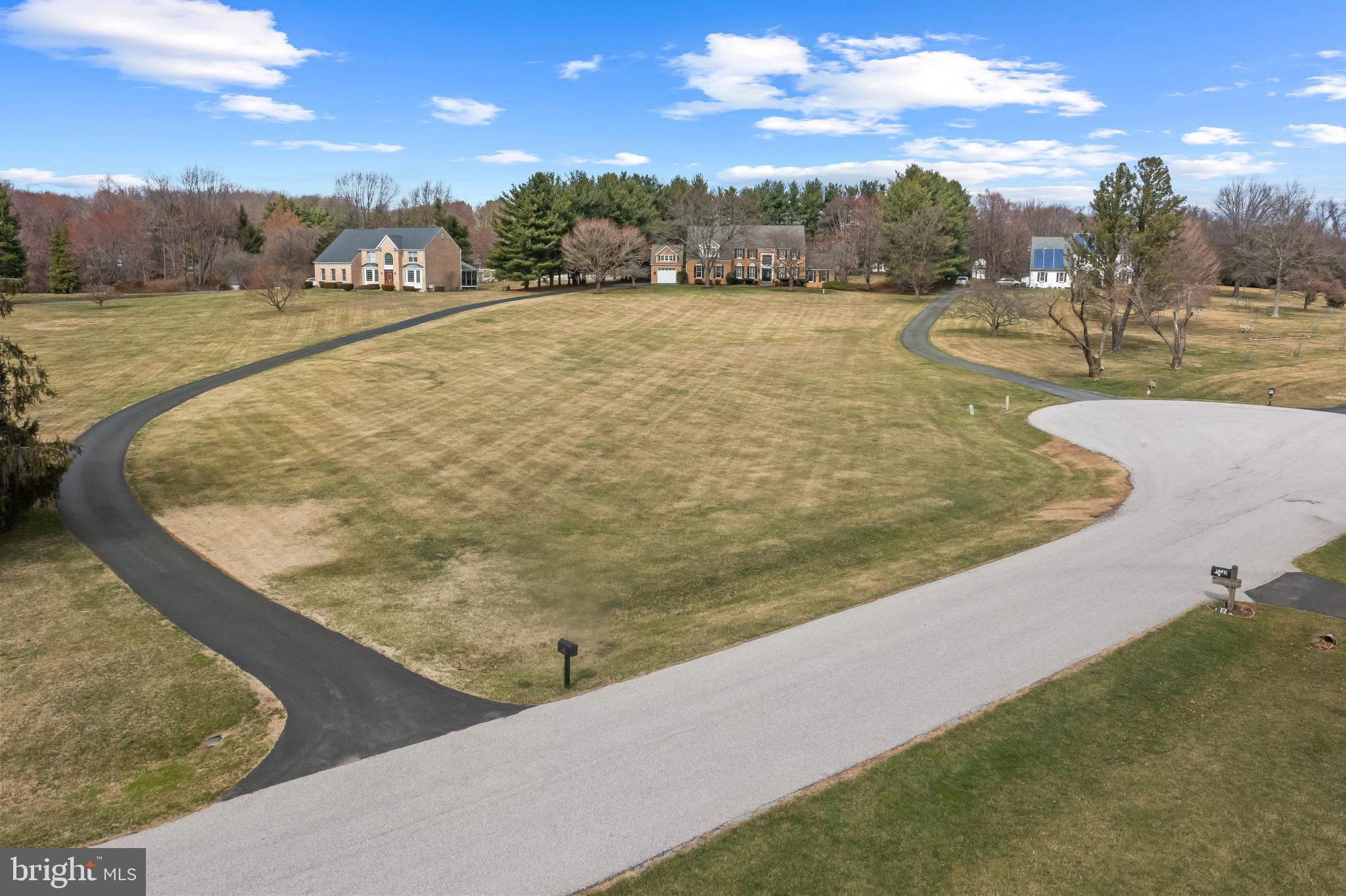 1735 Willow Springs Dr