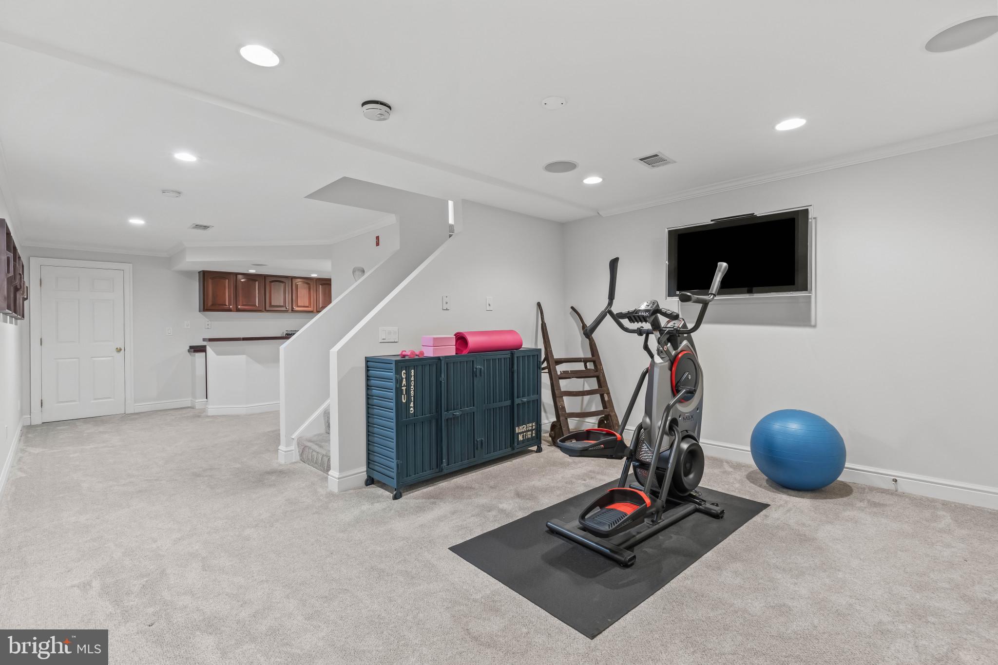 1735 Willow Springs Dr