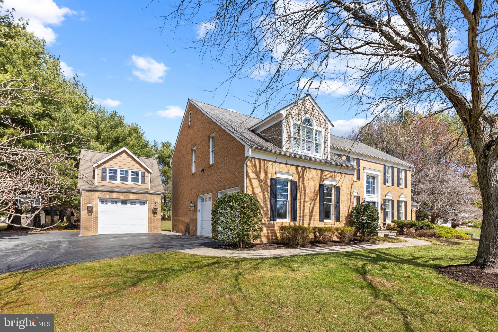 1735 Willow Springs Dr