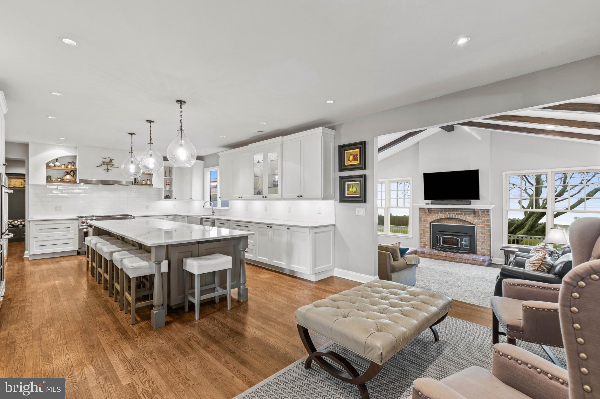 1735 Willow Springs Dr