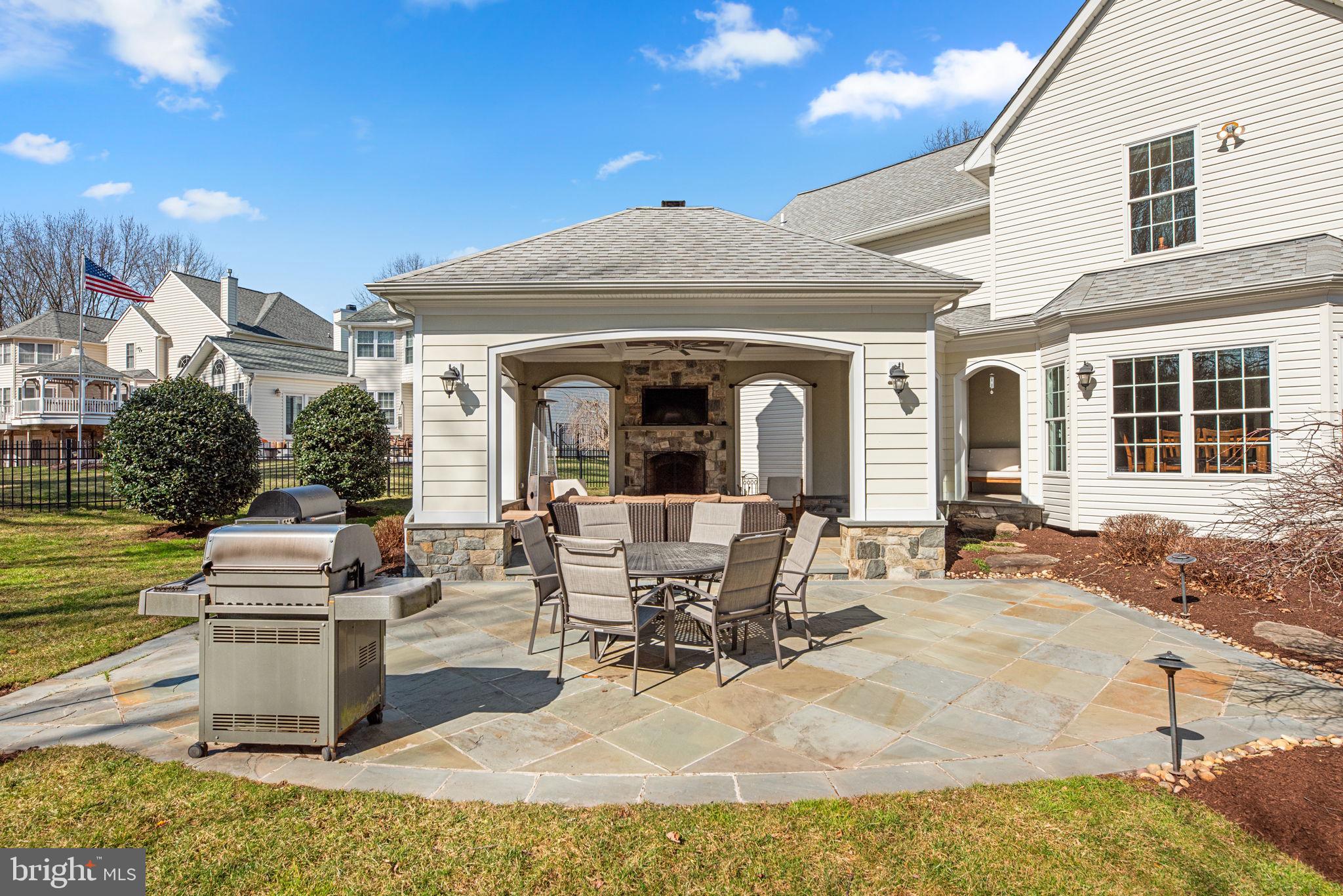 4509 Worthington Manor Way