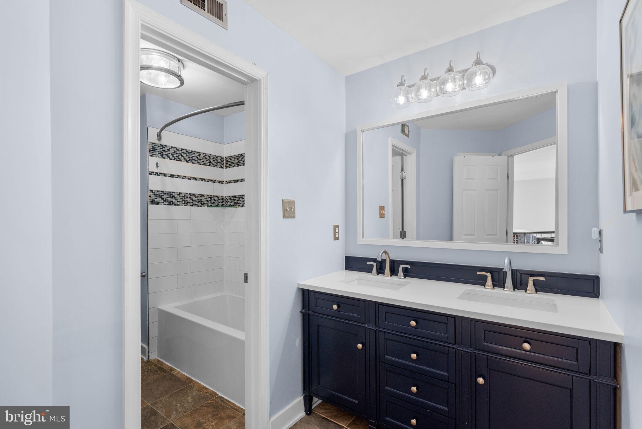 4509 Worthington Manor Way