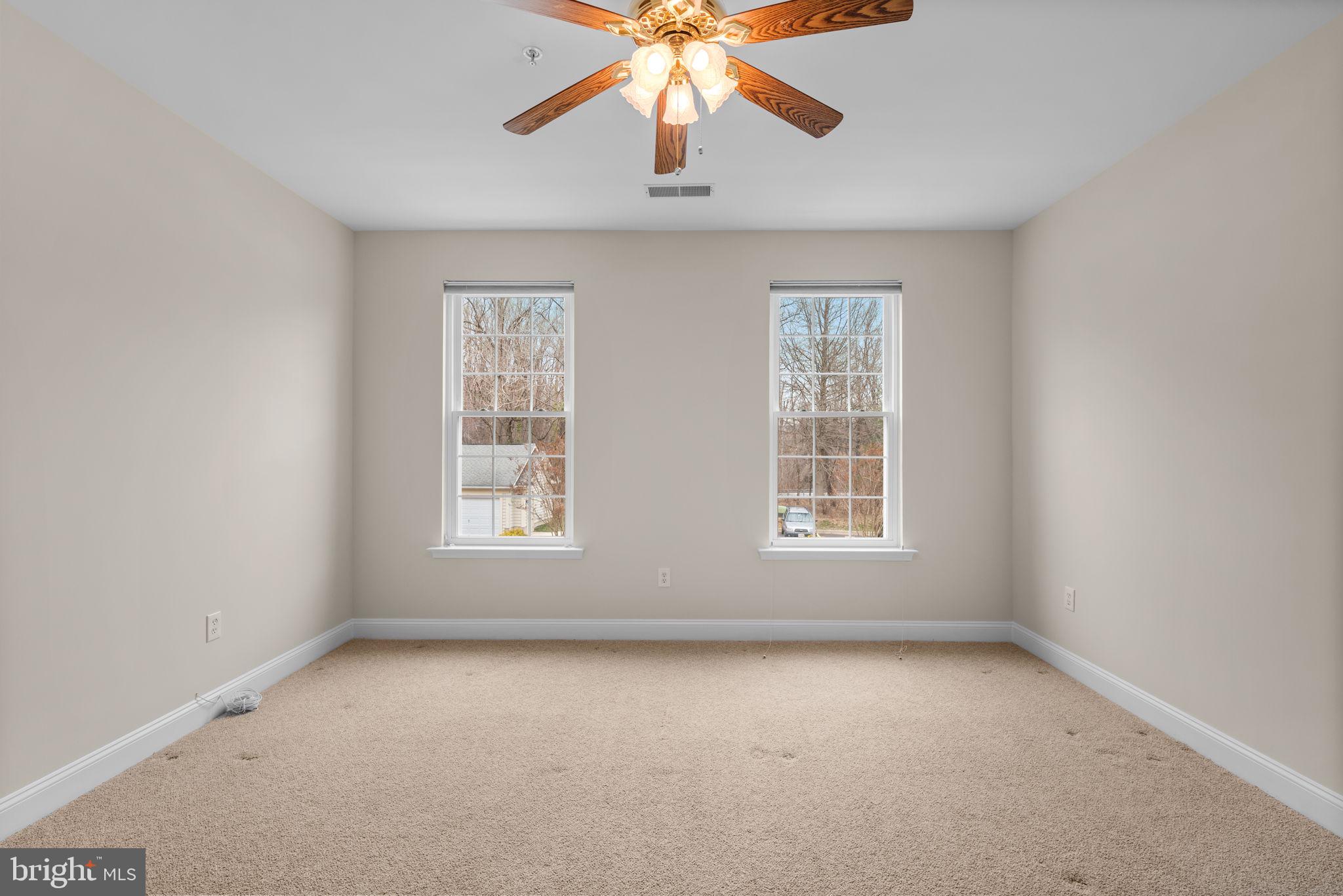 2530 Kensington Gdns #205