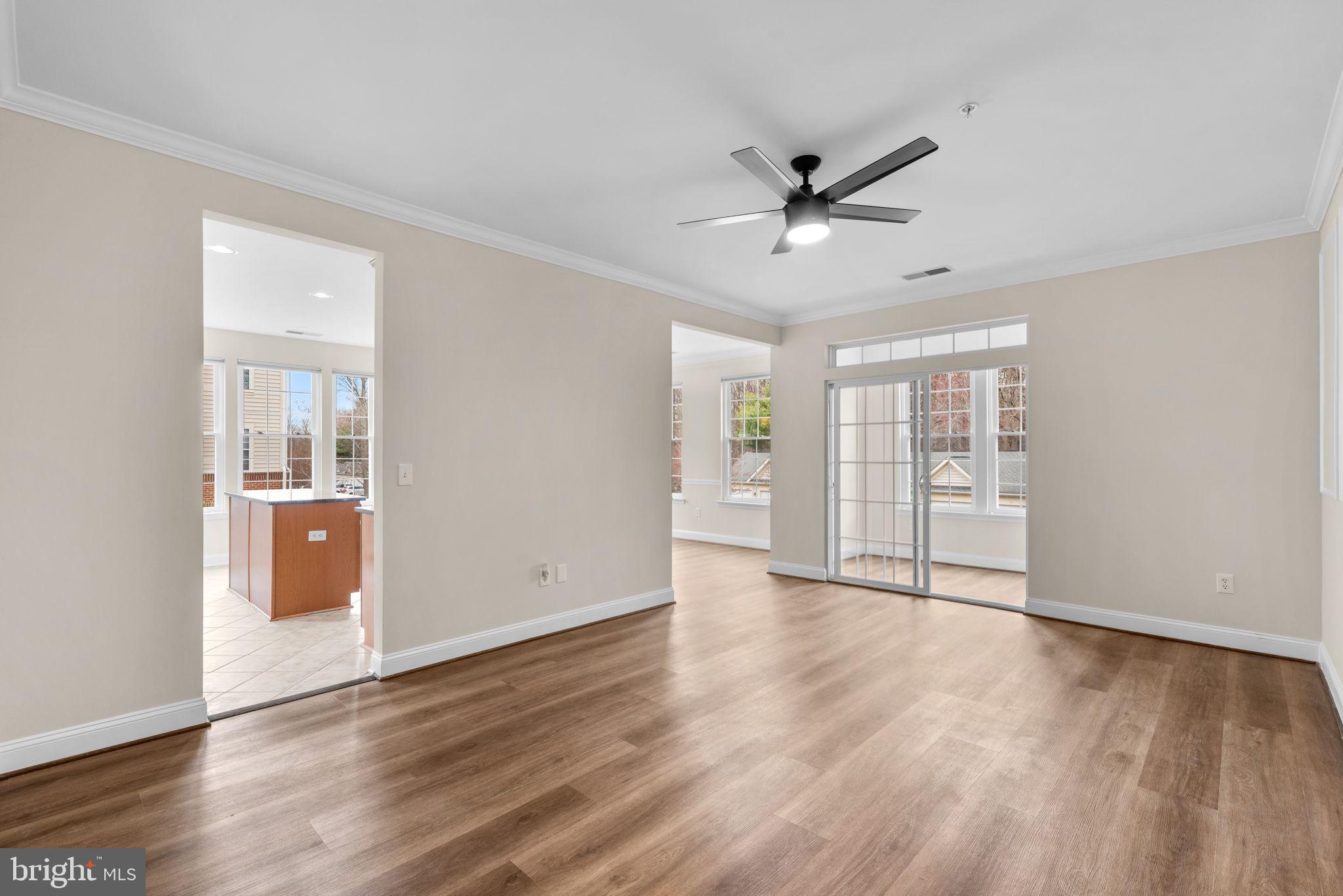 2530 Kensington Gdns #205