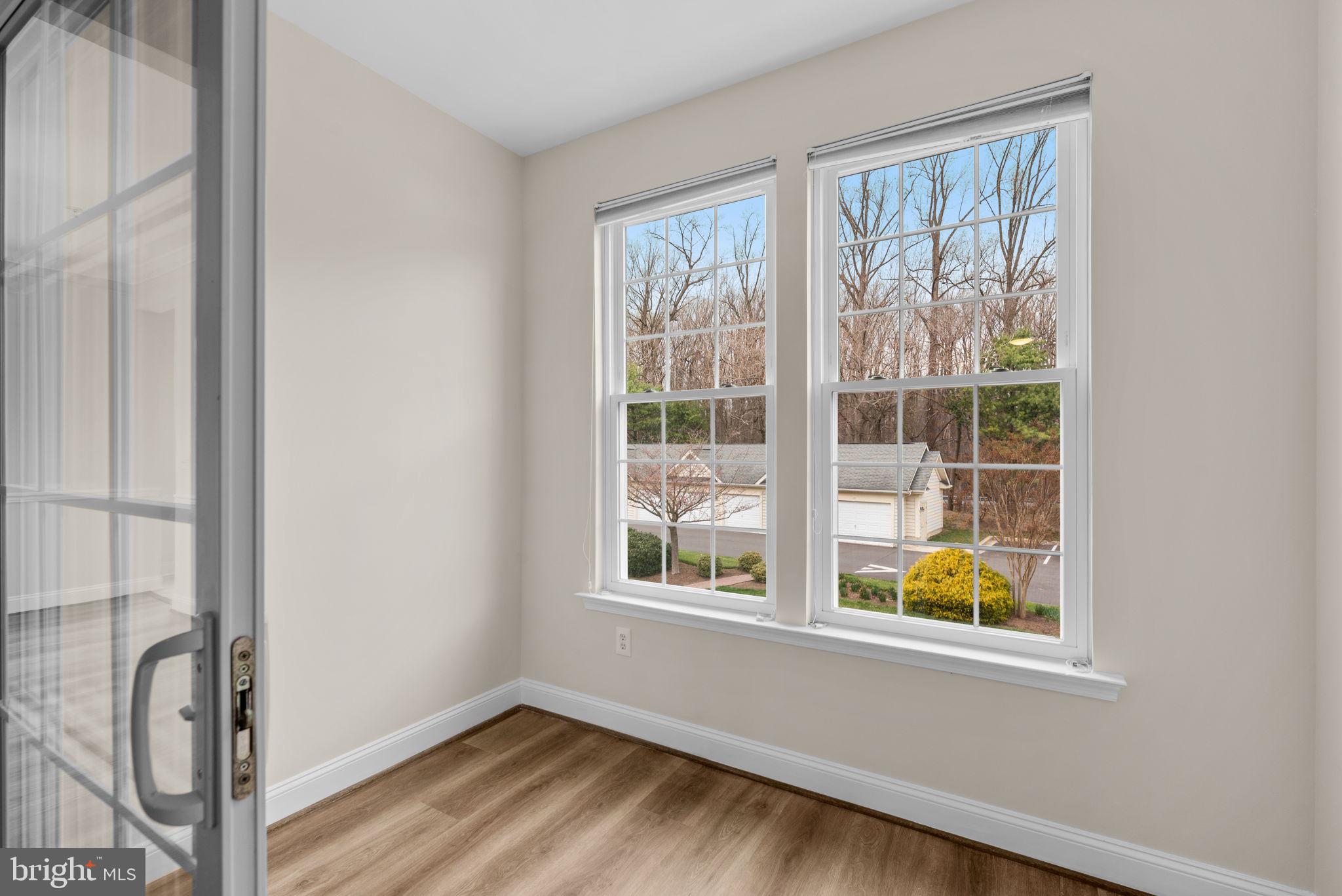 2530 Kensington Gdns #205