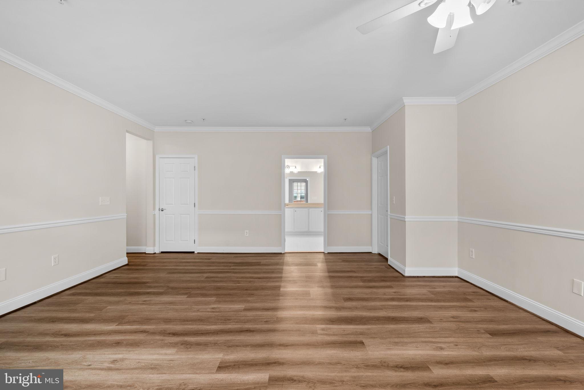 2530 Kensington Gdns #205