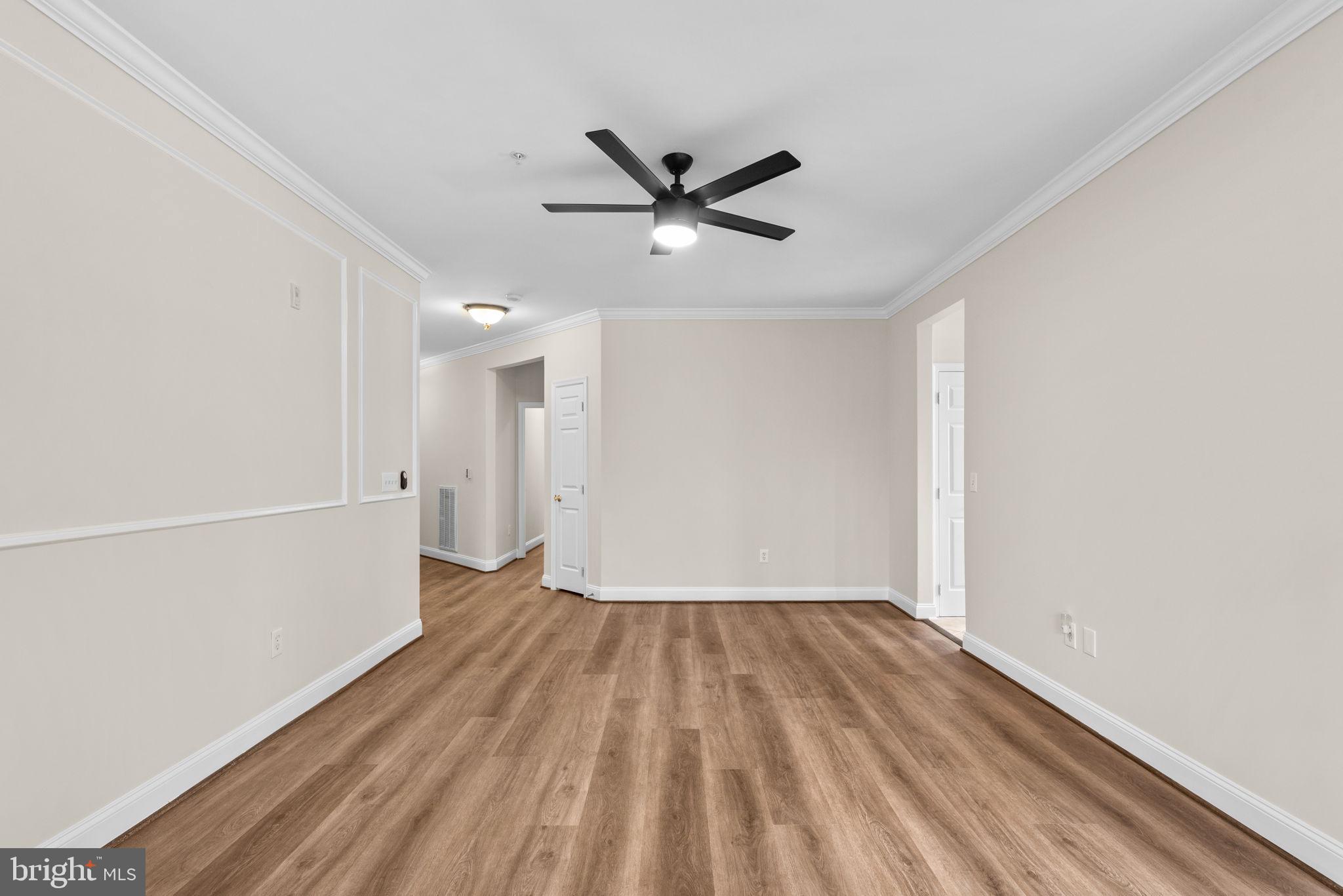 2530 Kensington Gdns #205