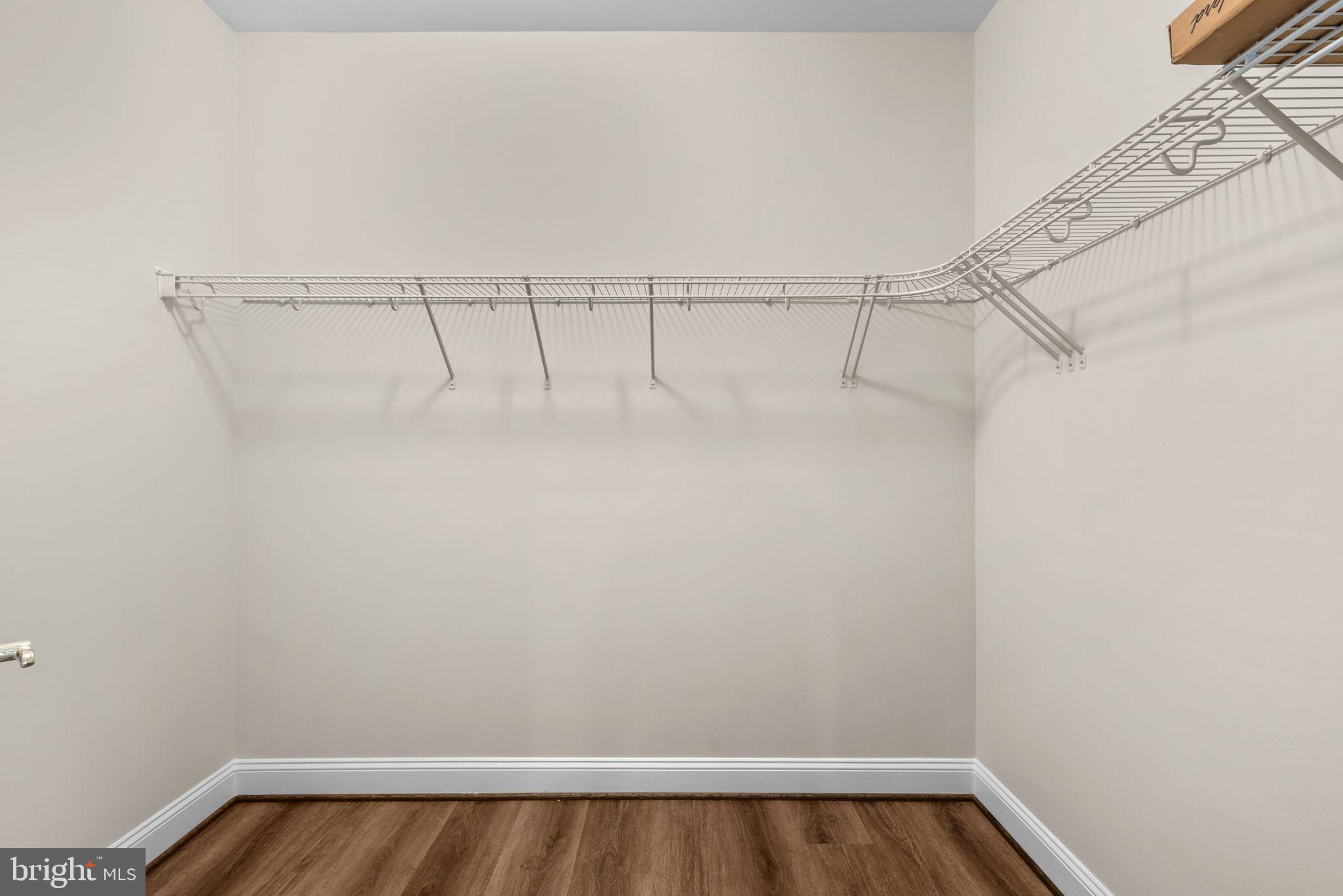 2530 Kensington Gdns #205