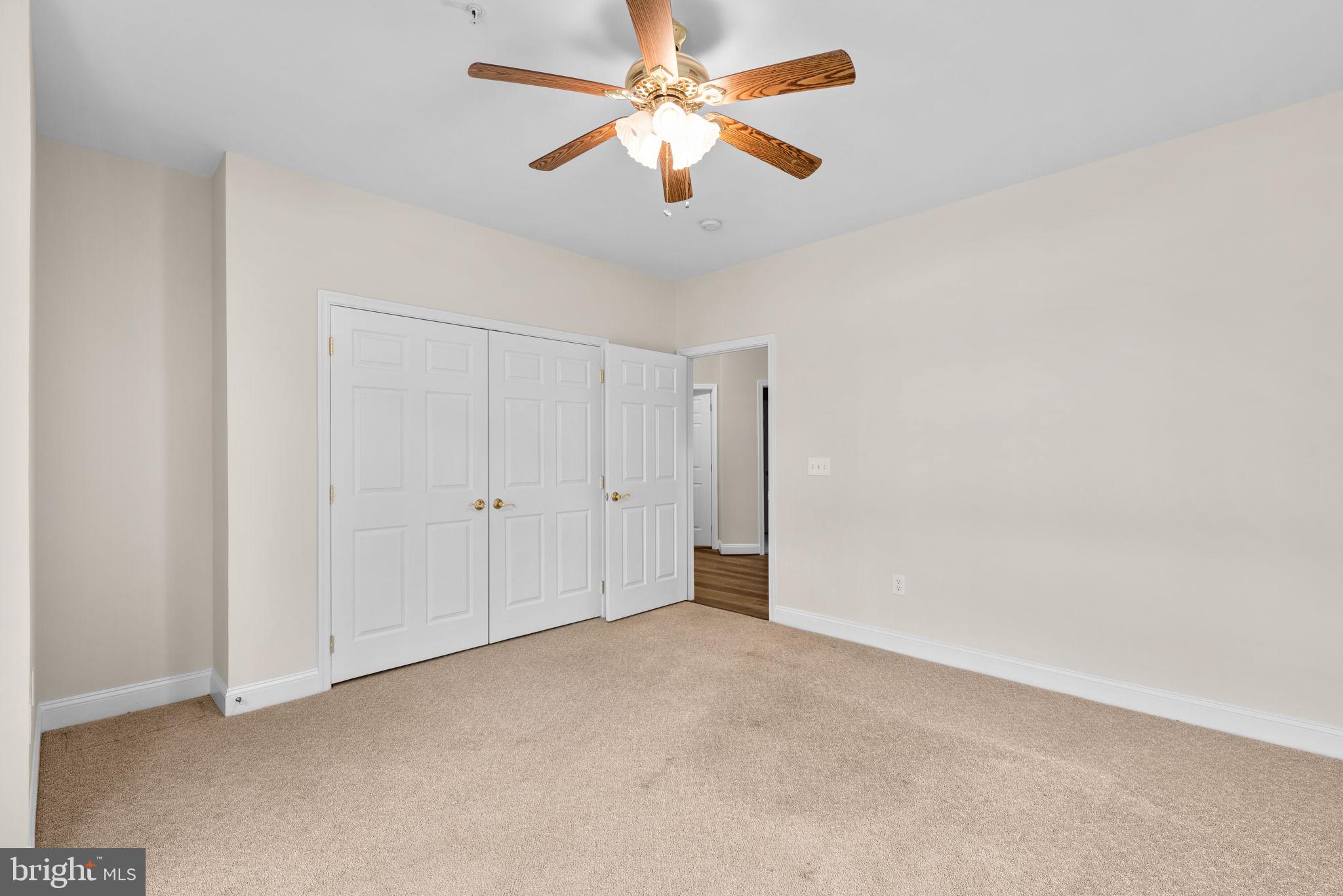 2530 Kensington Gdns #205