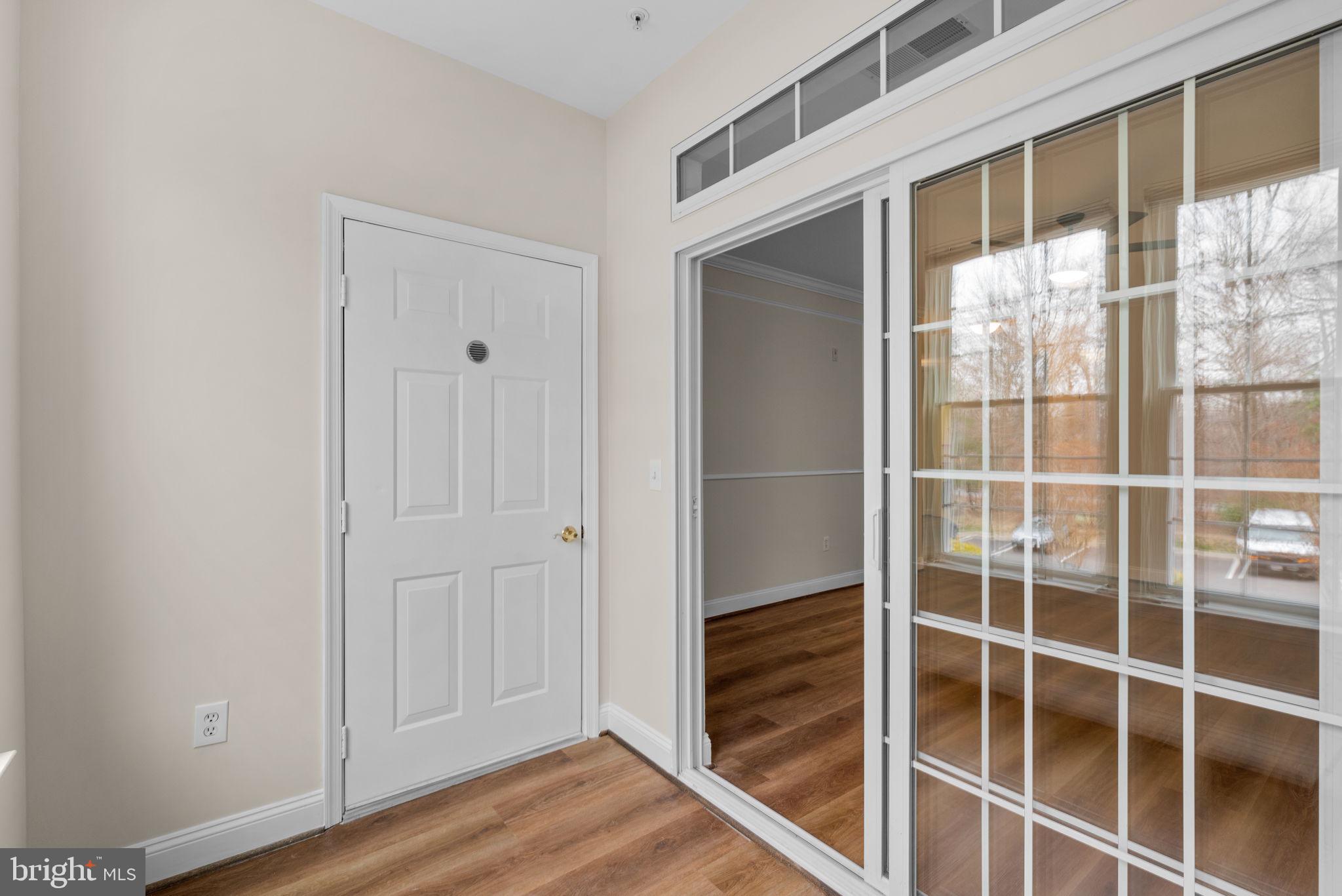 2530 Kensington Gdns #205