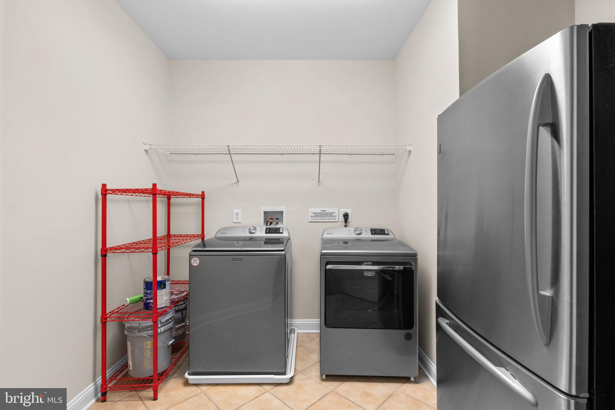 2530 Kensington Gdns #205