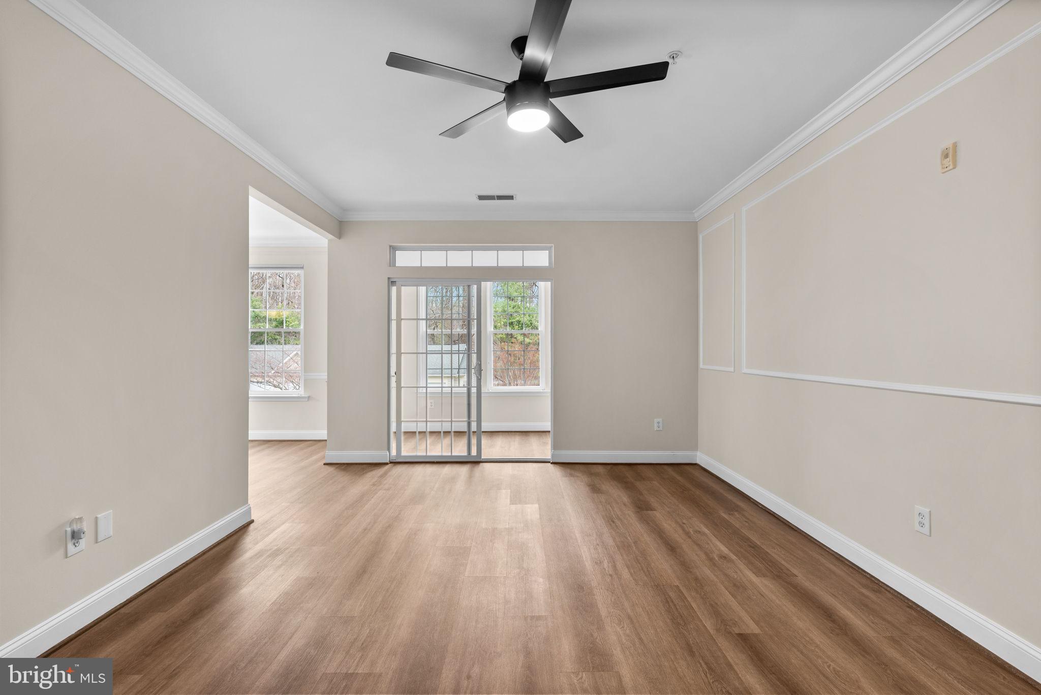 2530 Kensington Gdns #205