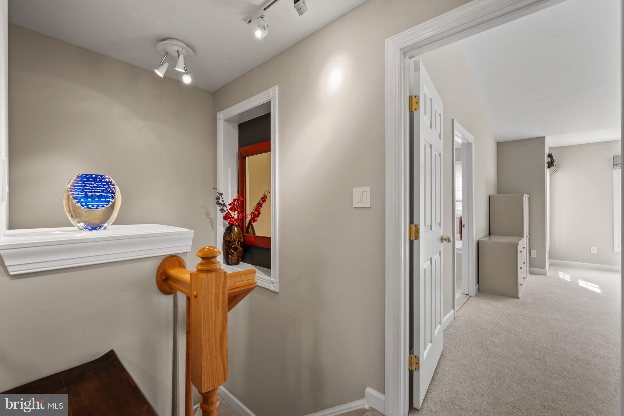 10728 Folkestone Way