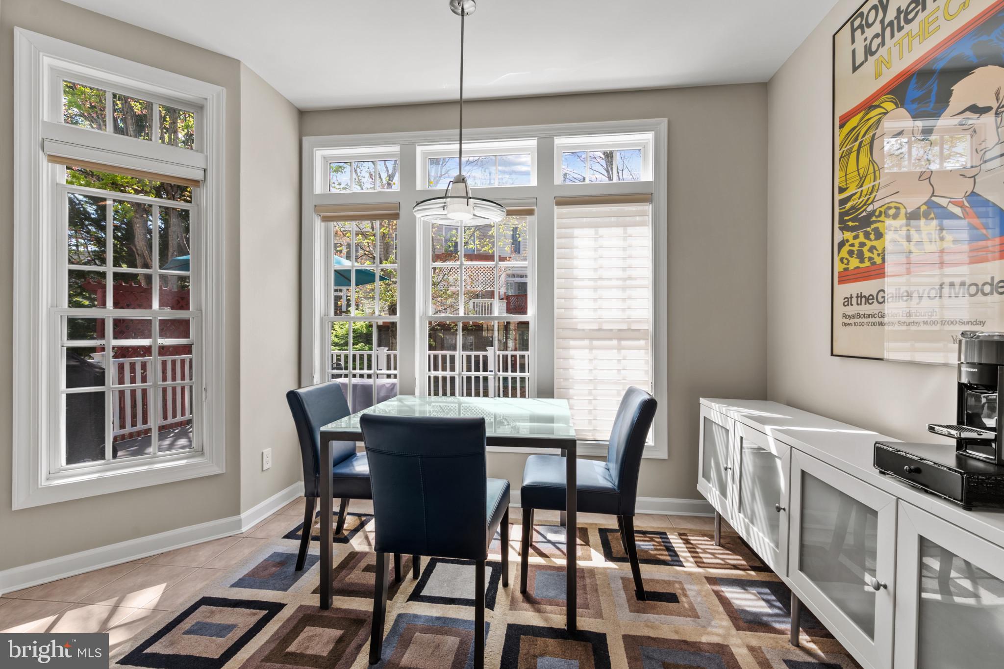 10728 Folkestone Way