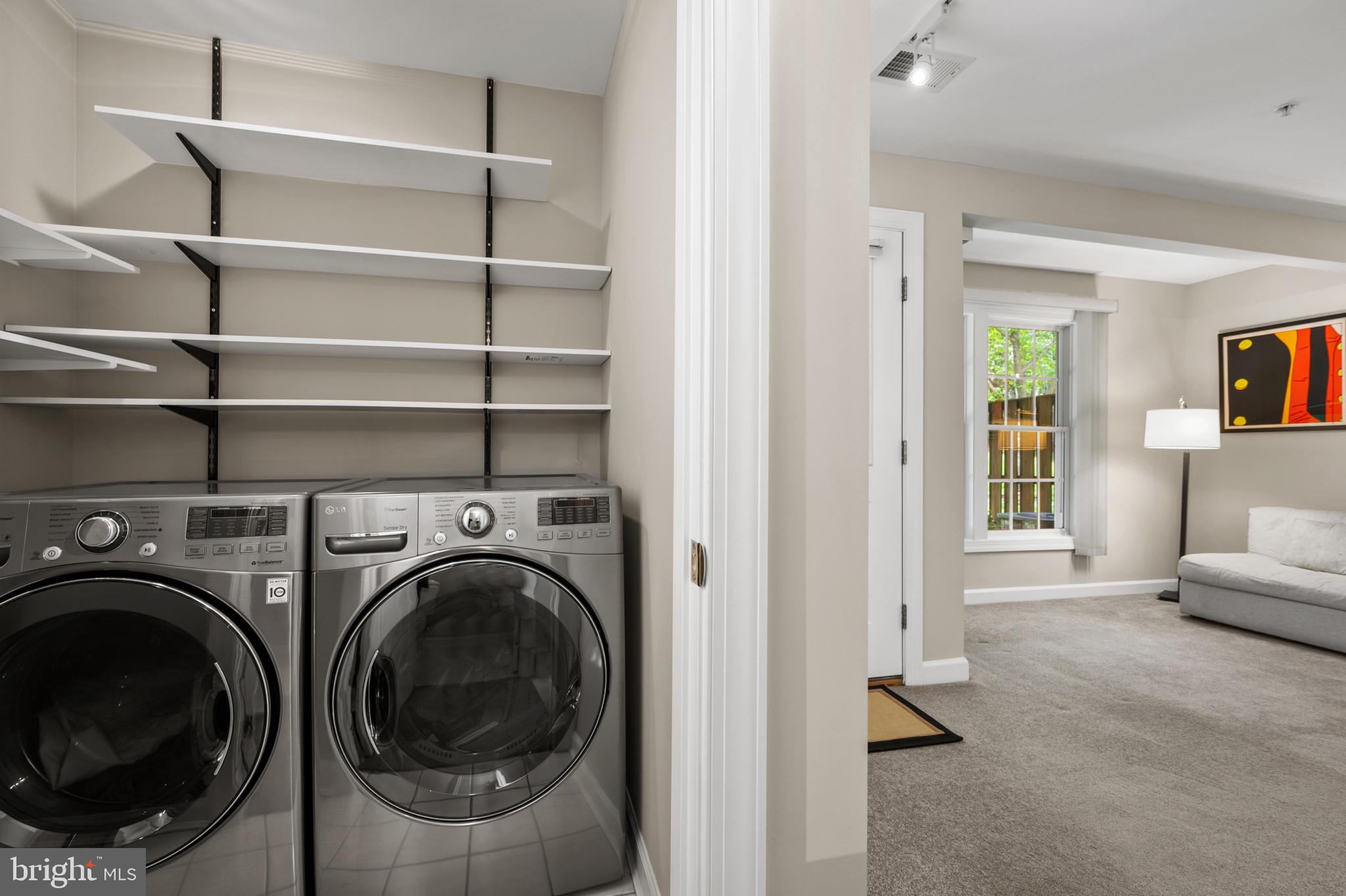 10728 Folkestone Way