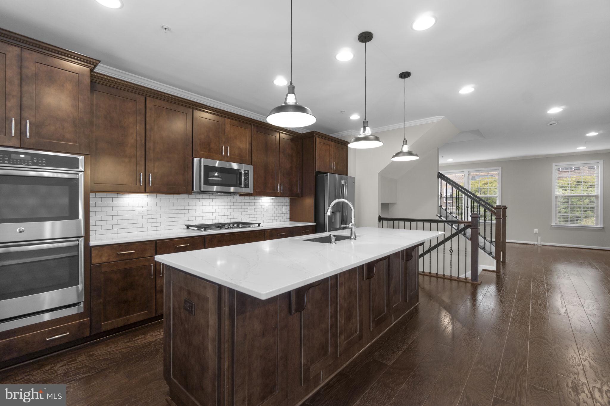 7288 Elkridge Crossing Way