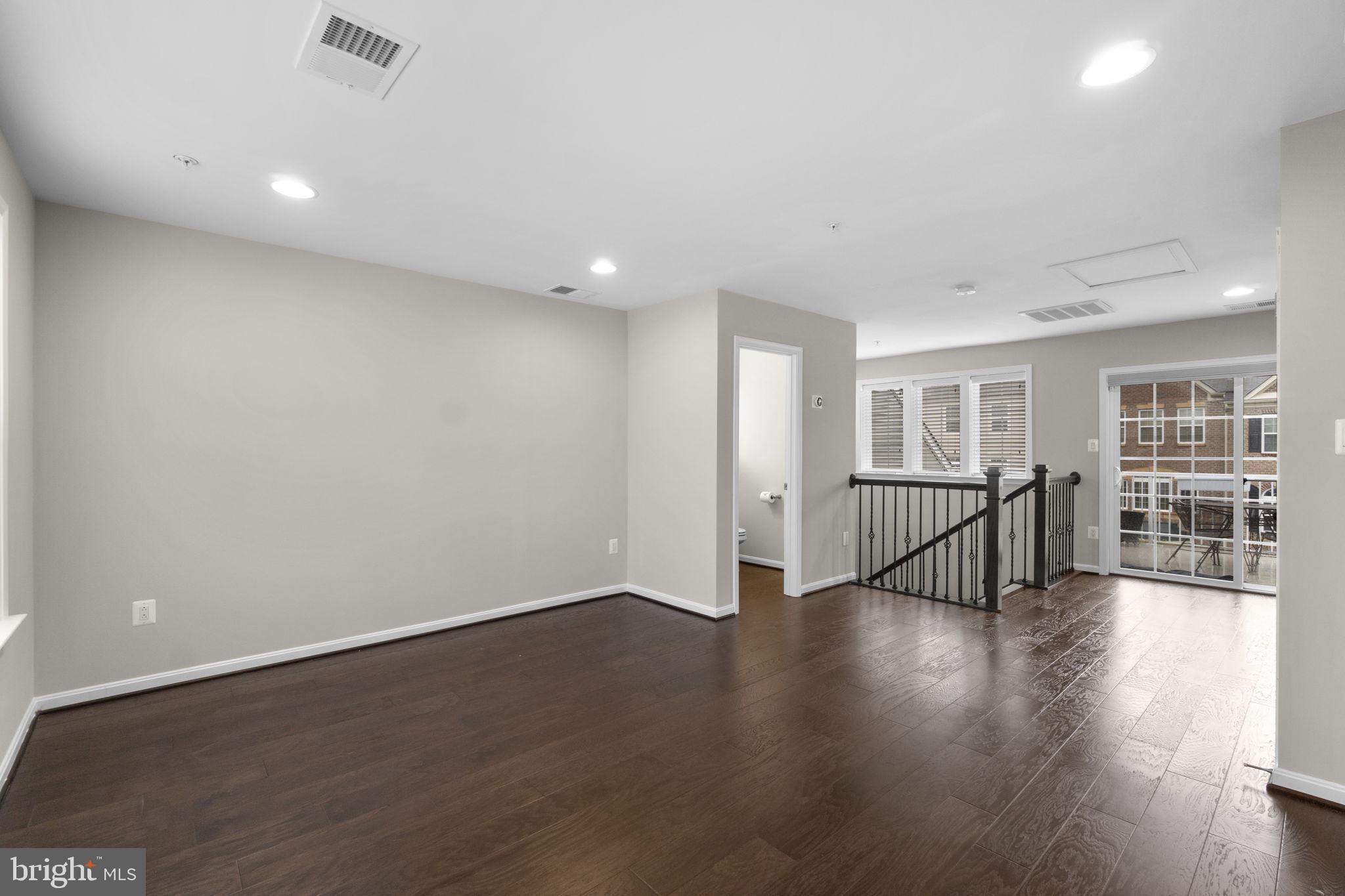 7288 Elkridge Crossing Way