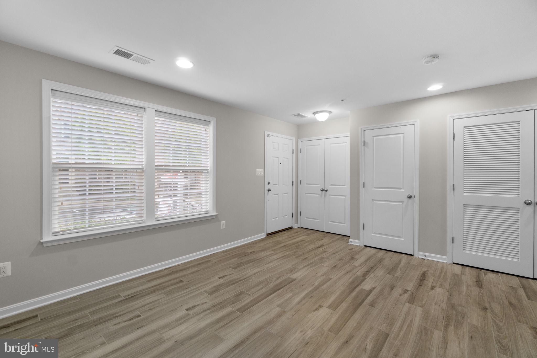 7288 Elkridge Crossing Way