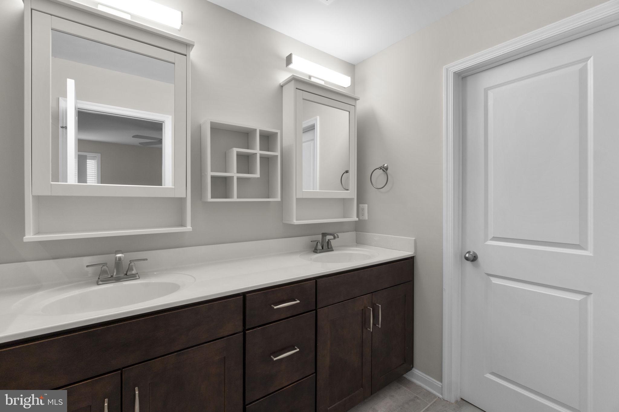 7288 Elkridge Crossing Way