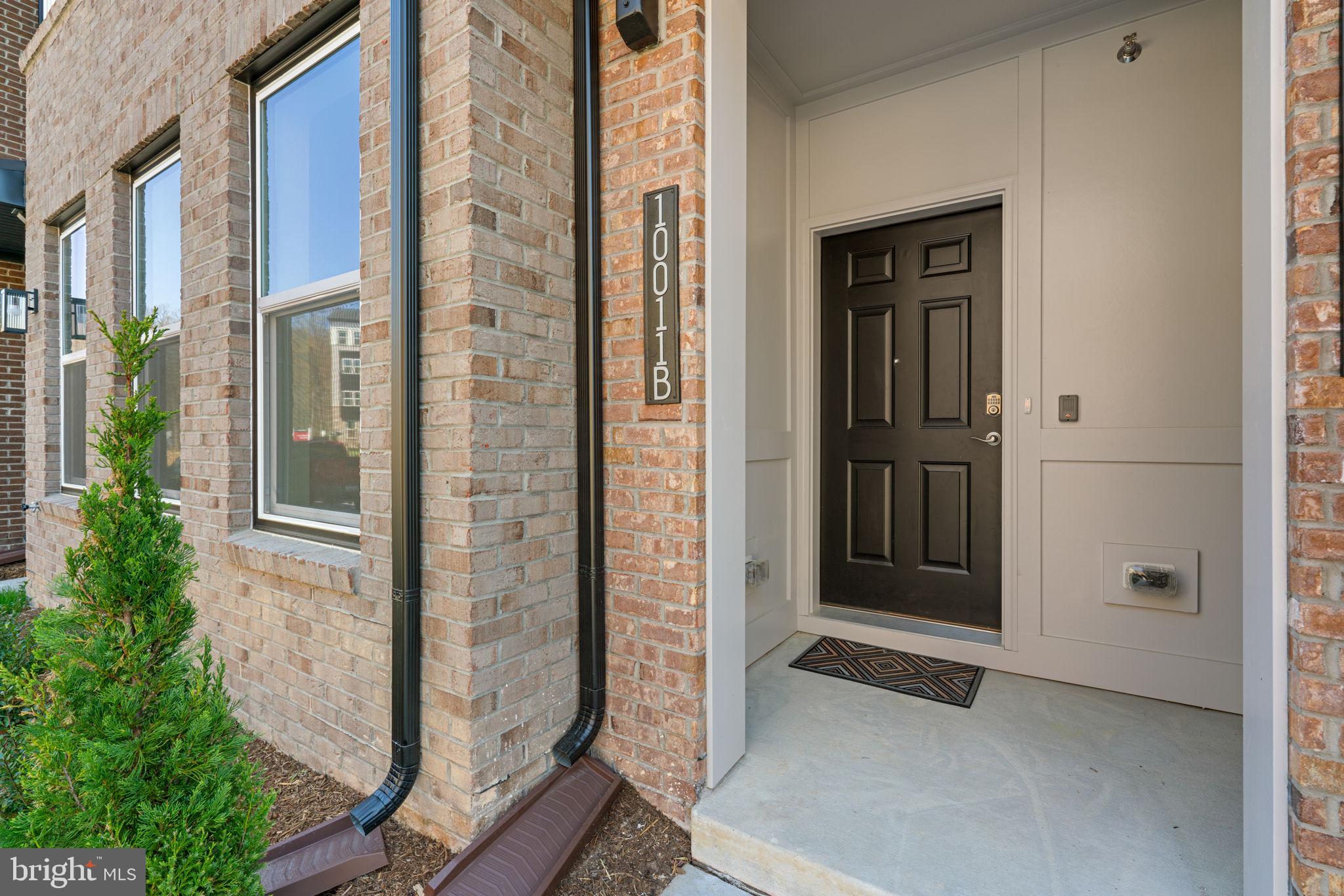 10011 AMERICAN PHAROAH LN #B