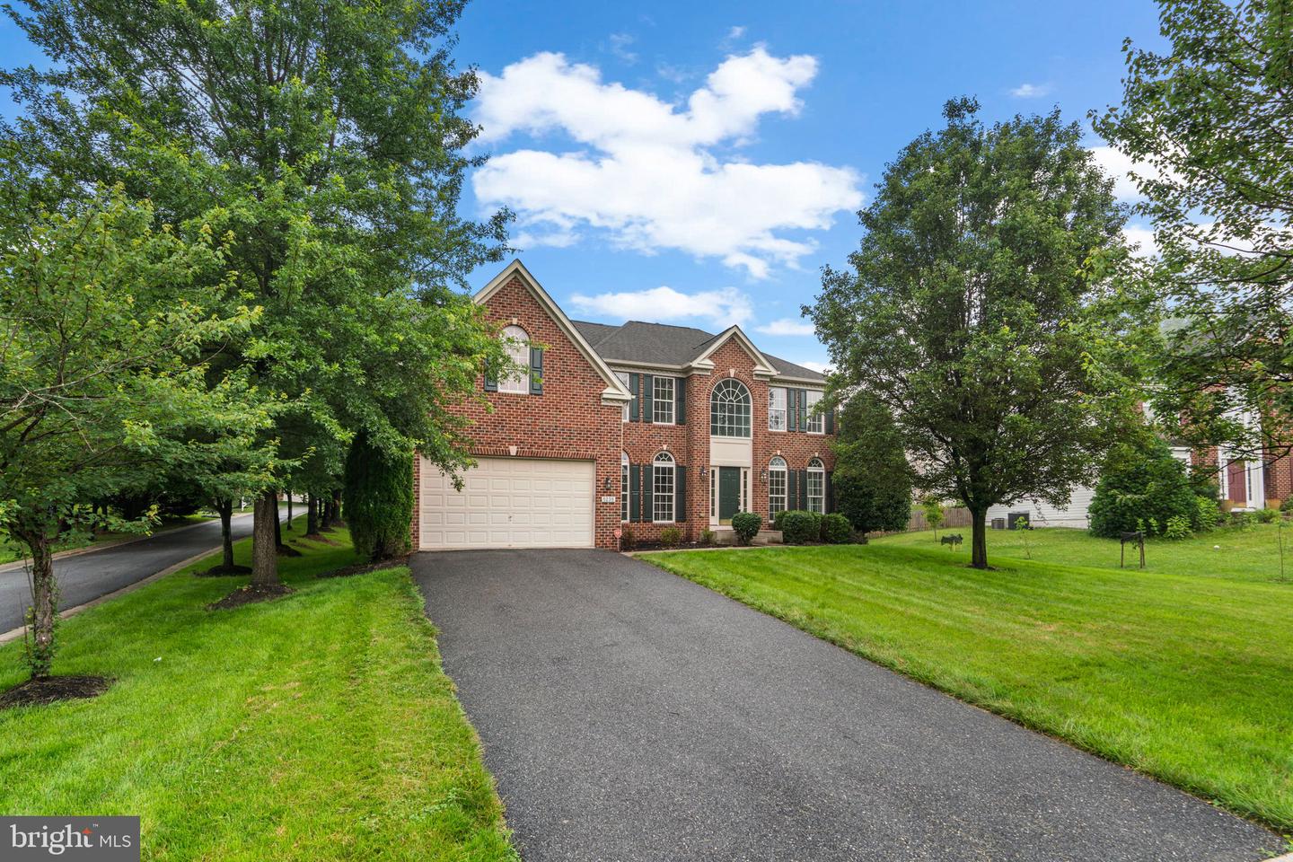 5235 Harvey Ln