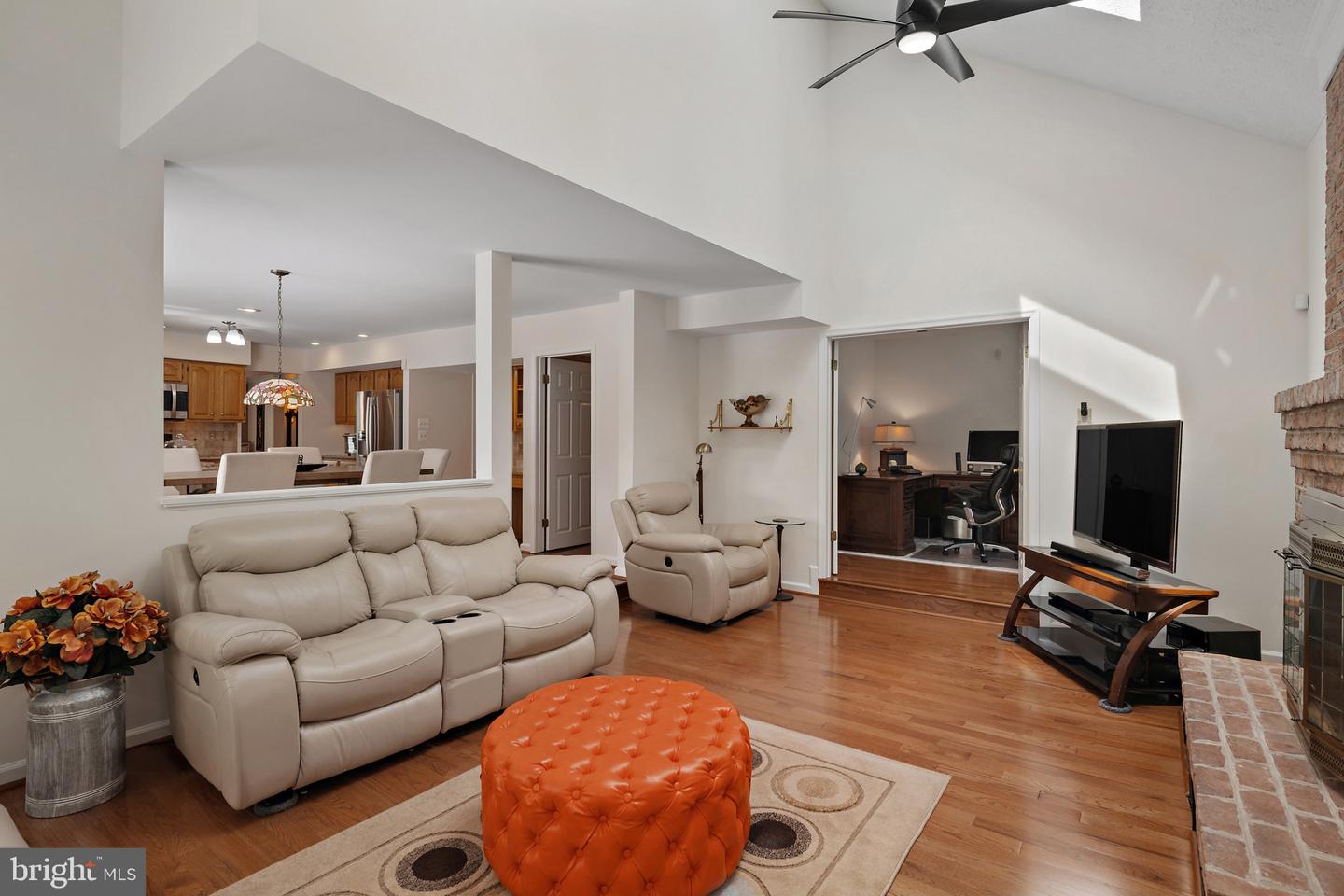 7823 Farmstone Ct